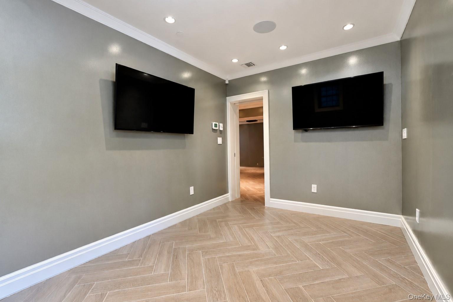 28 Durges Street Property Photo 8