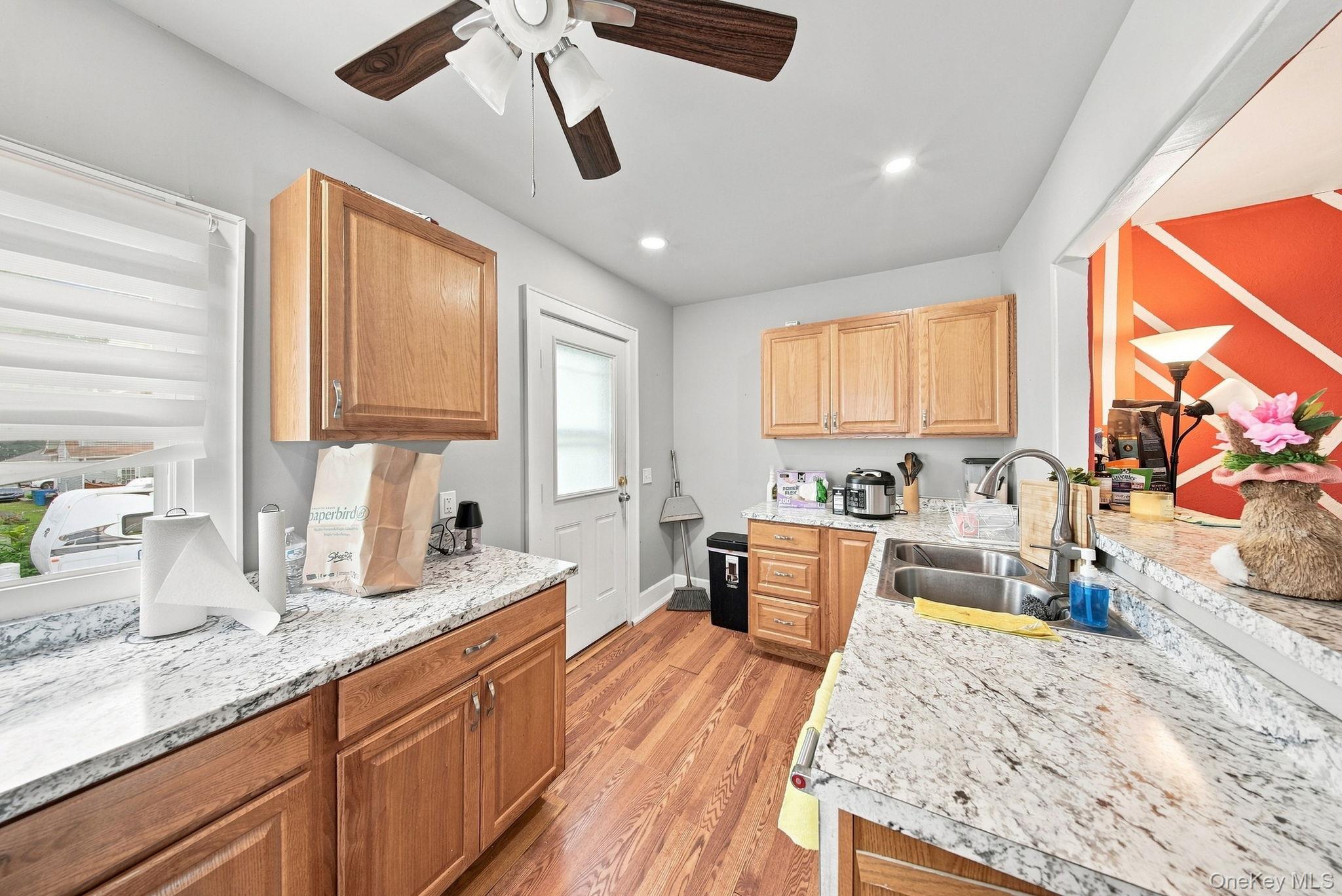11 Sunnyside Avenue Property Photo 9