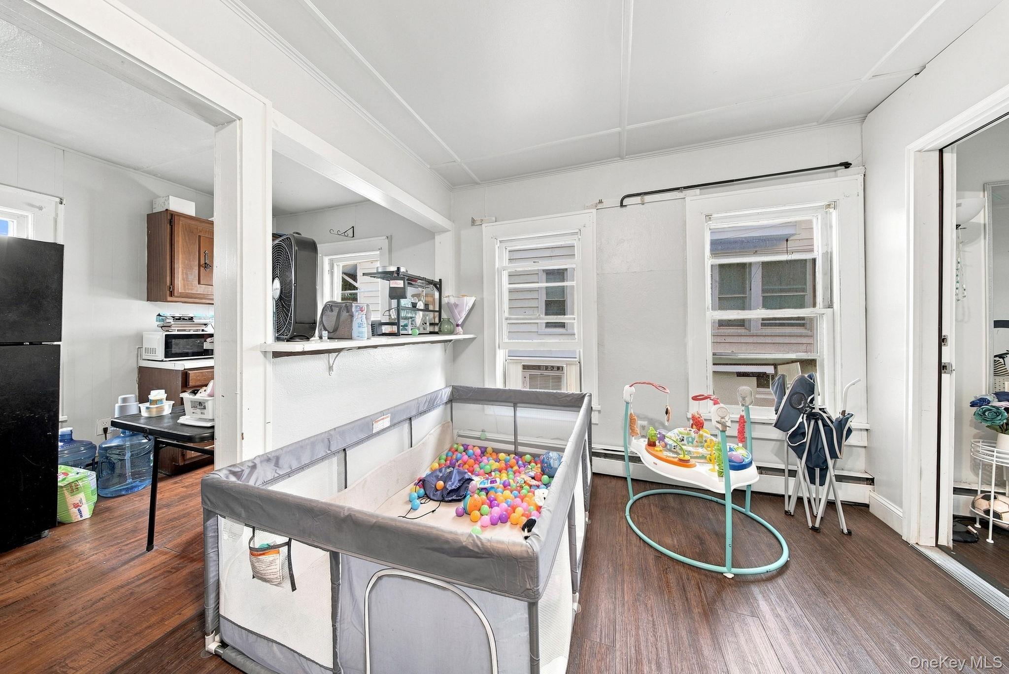 11 Sunnyside Avenue Property Photo 23