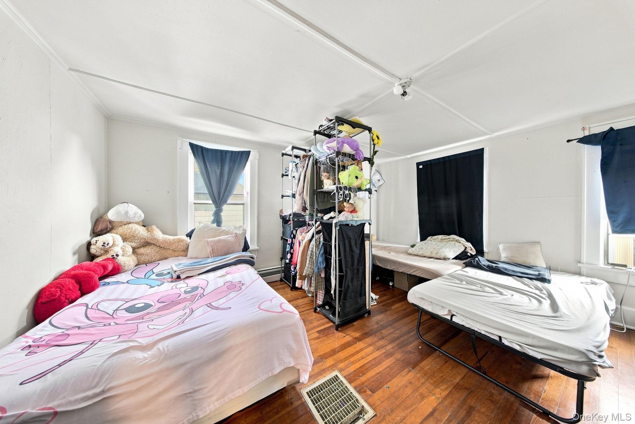 11 Sunnyside Avenue Property Photo 28