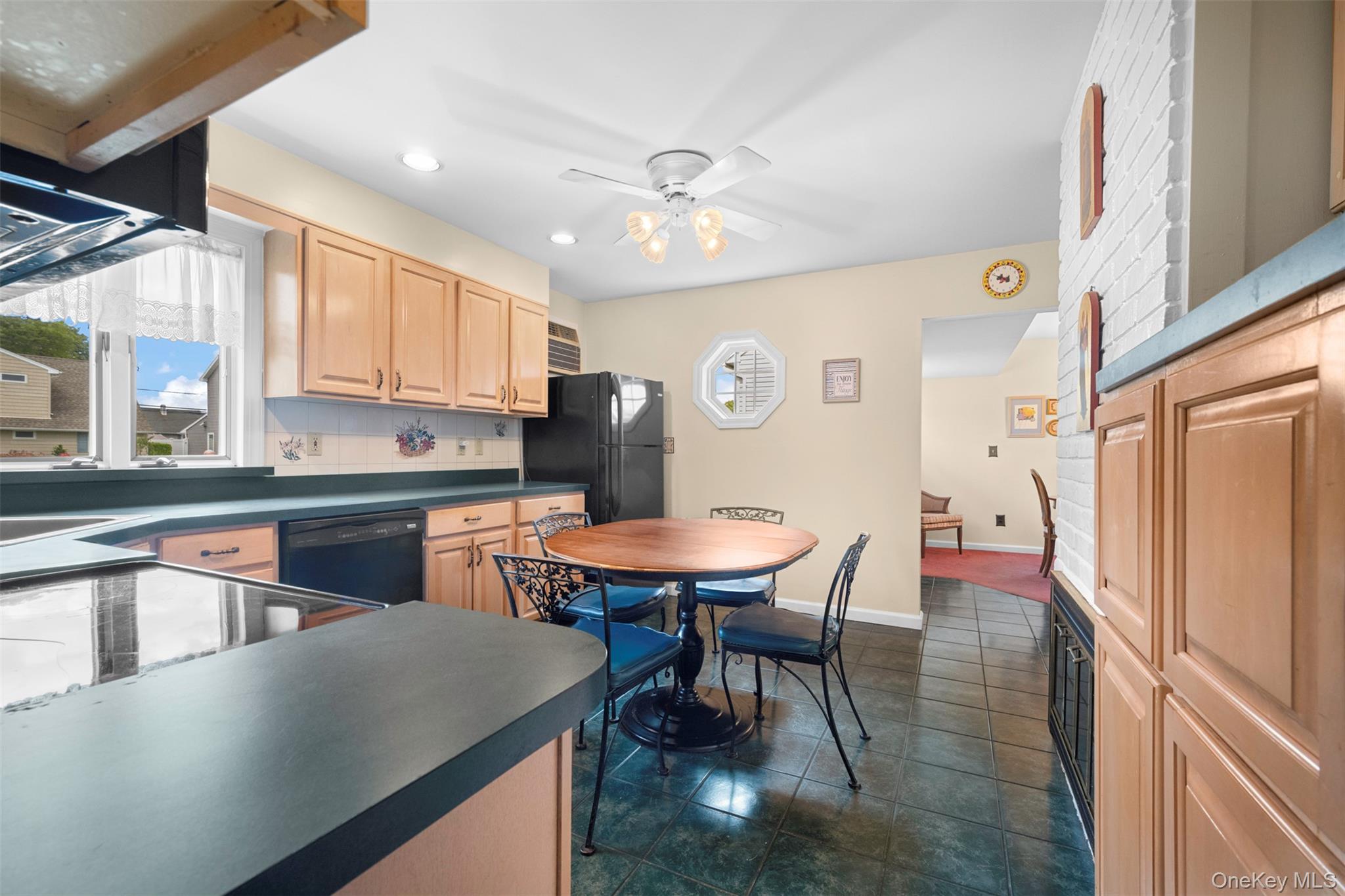77 Pilgrim Lane Property Photo 10