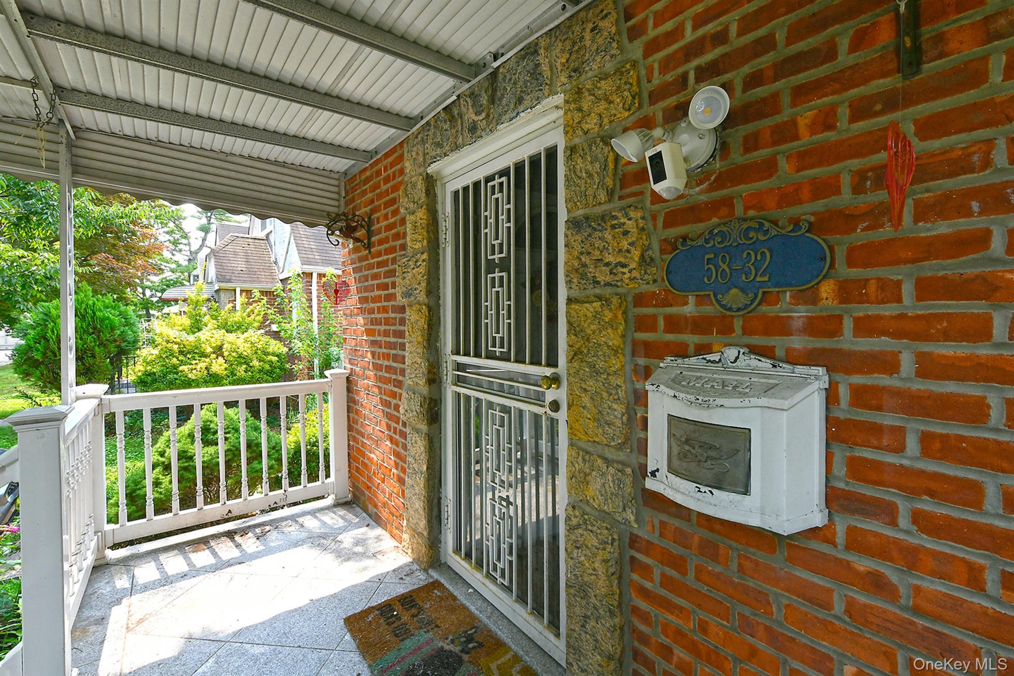 5832 219th Street Property Photo 5