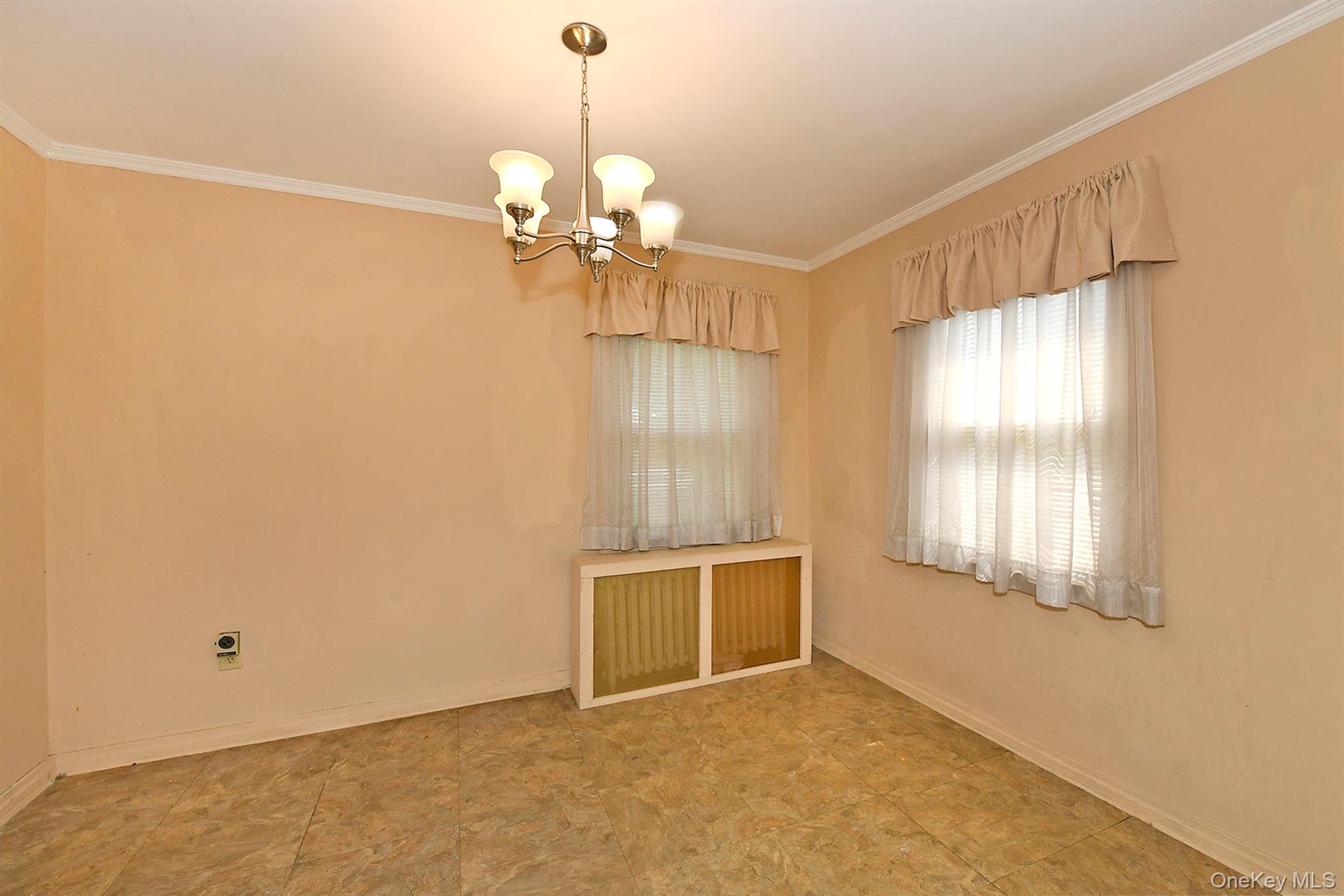 5832 219th Street Property Photo 9