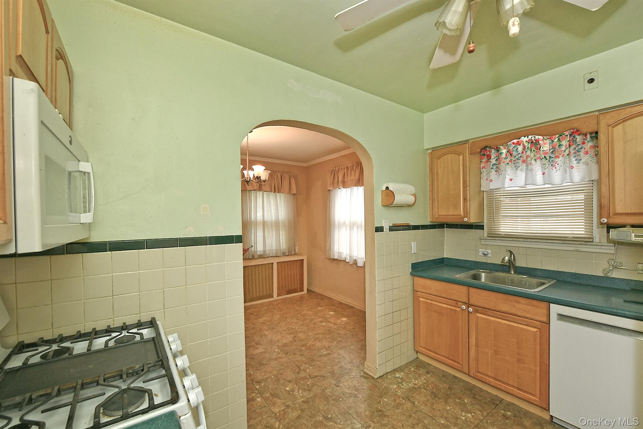 5832 219th Street Property Photo 11