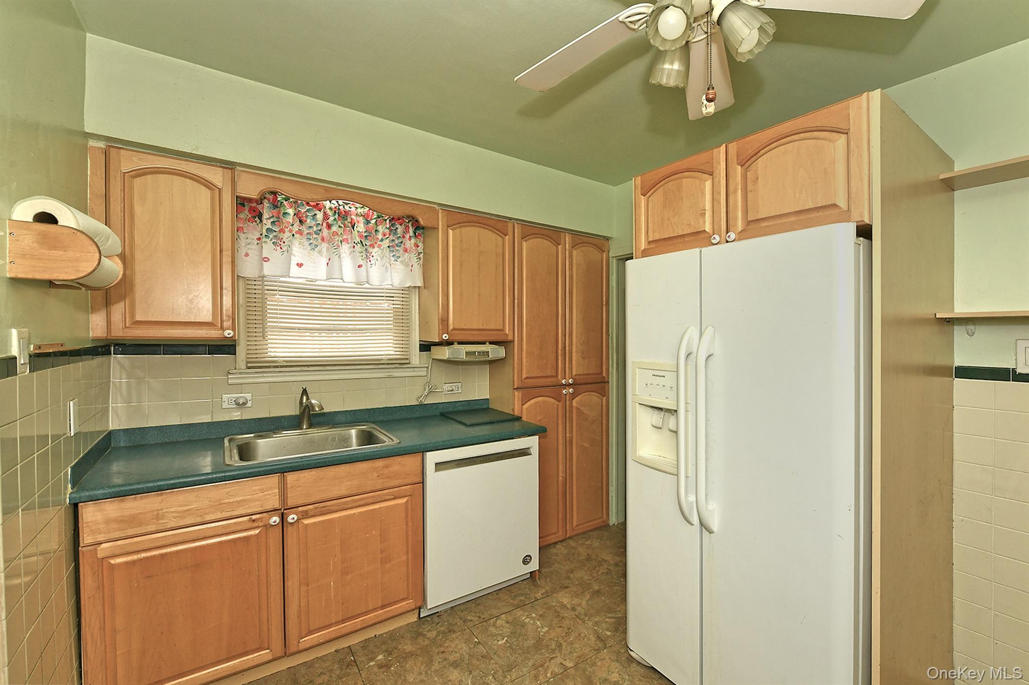 5832 219th Street Property Photo 12