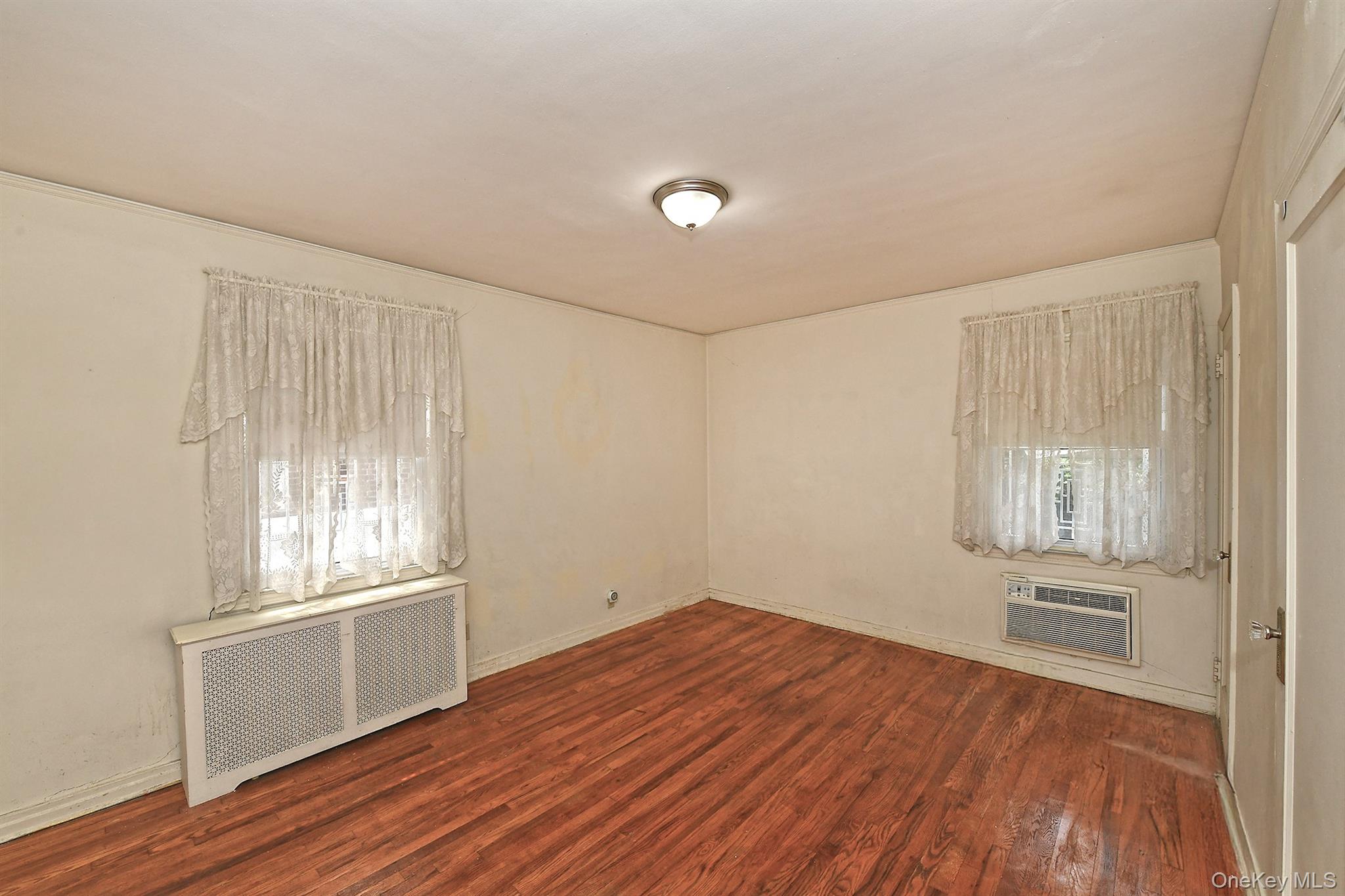 5832 219th Street Property Photo 14
