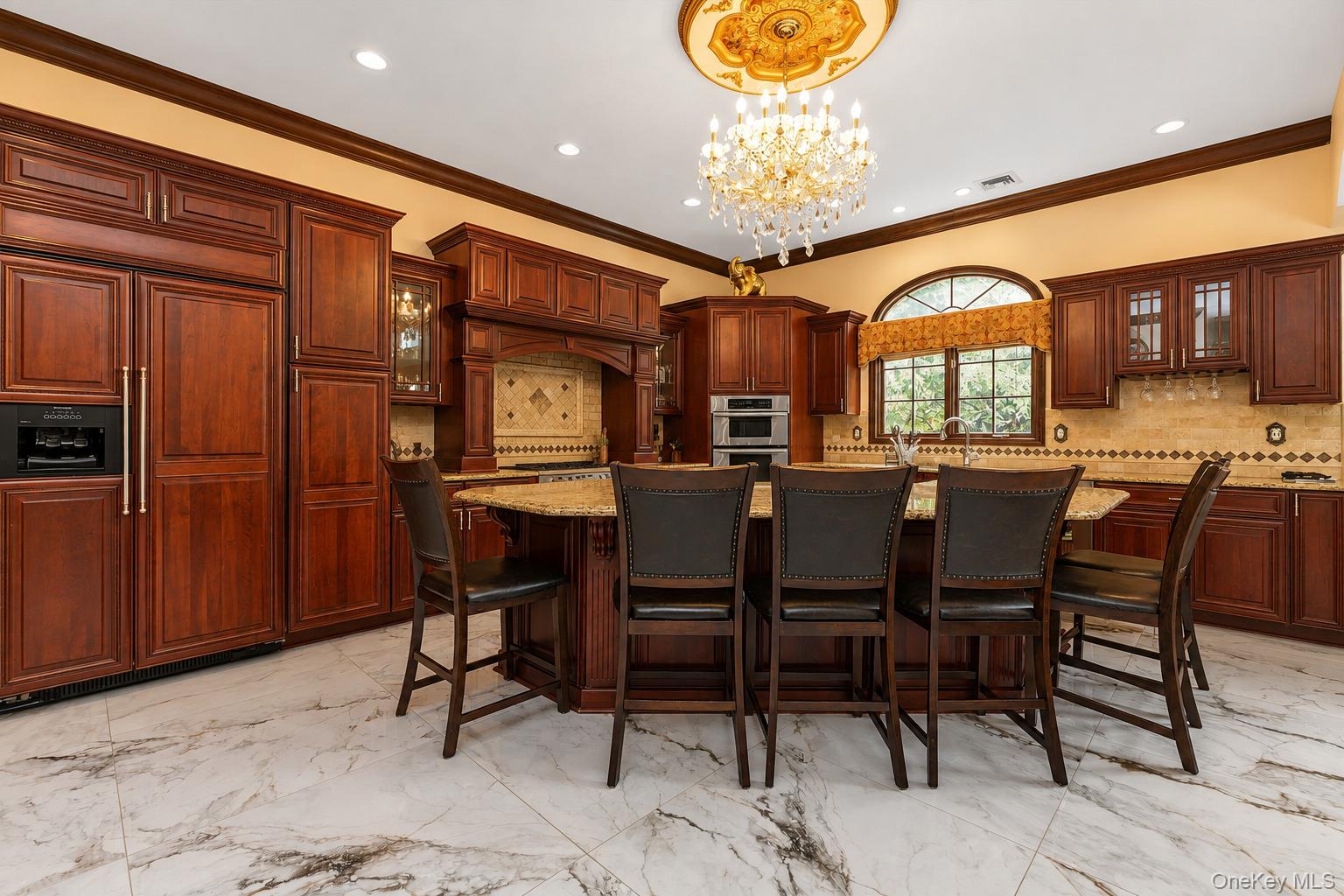 65 Threepence Drive Property Photo 8