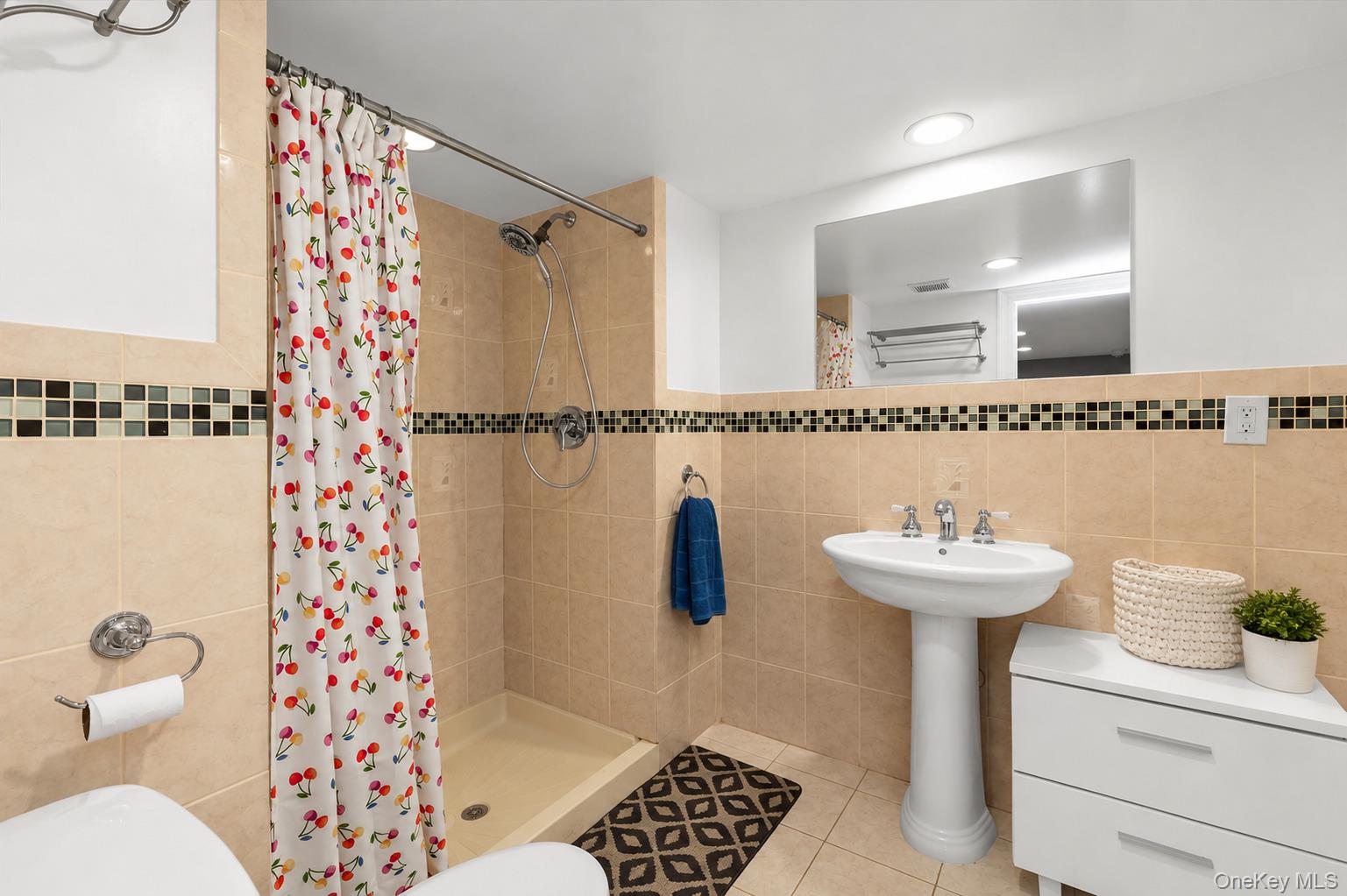 65 Threepence Drive Property Photo 29