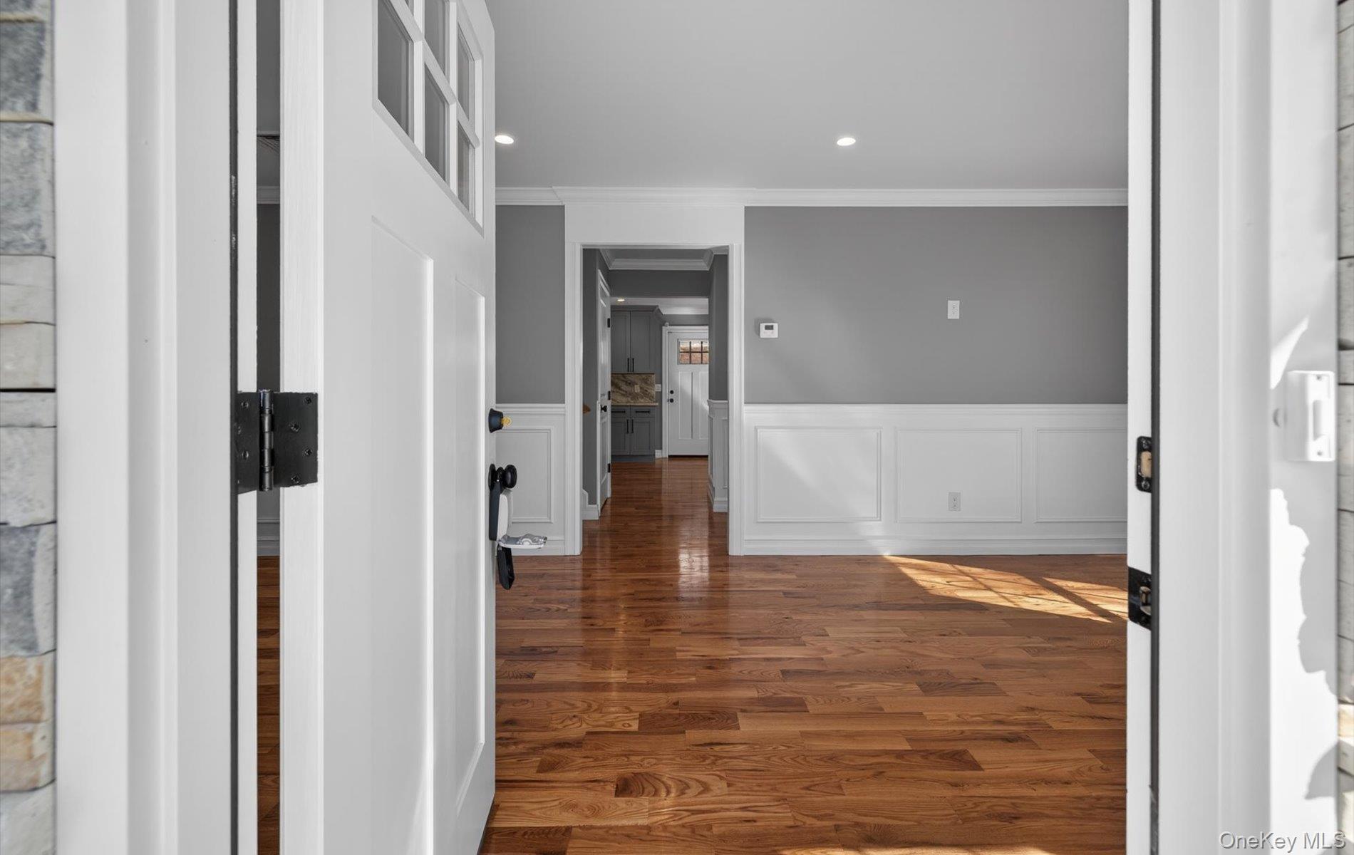 2461 Third Avenue Property Photo 2