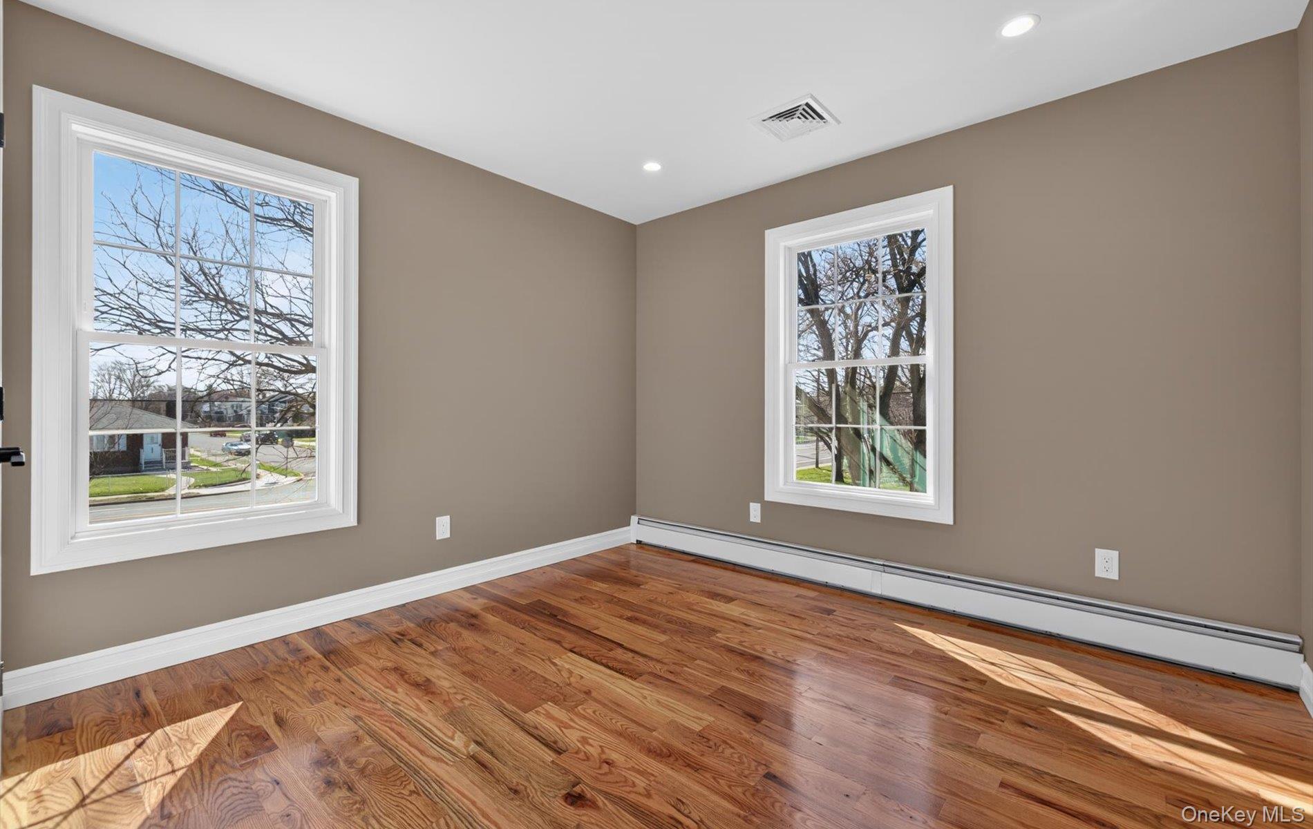 2461 Third Avenue Property Photo 17