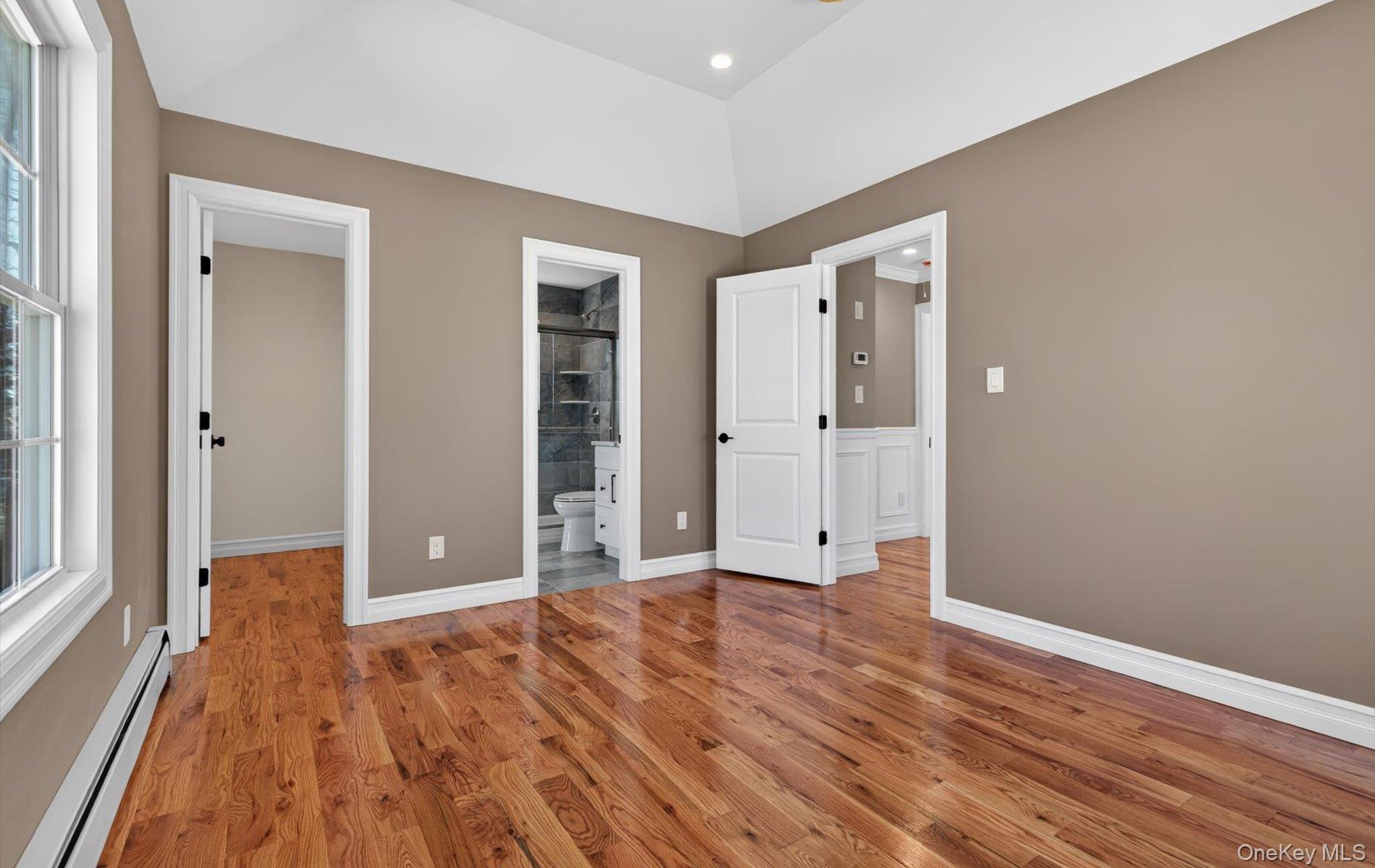 2461 Third Avenue Property Photo 20