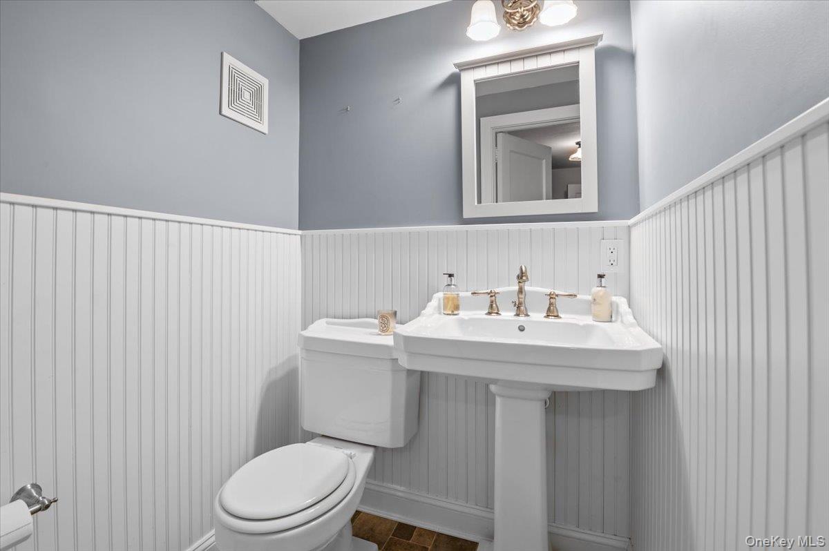 12 Hampton Road Property Photo 26