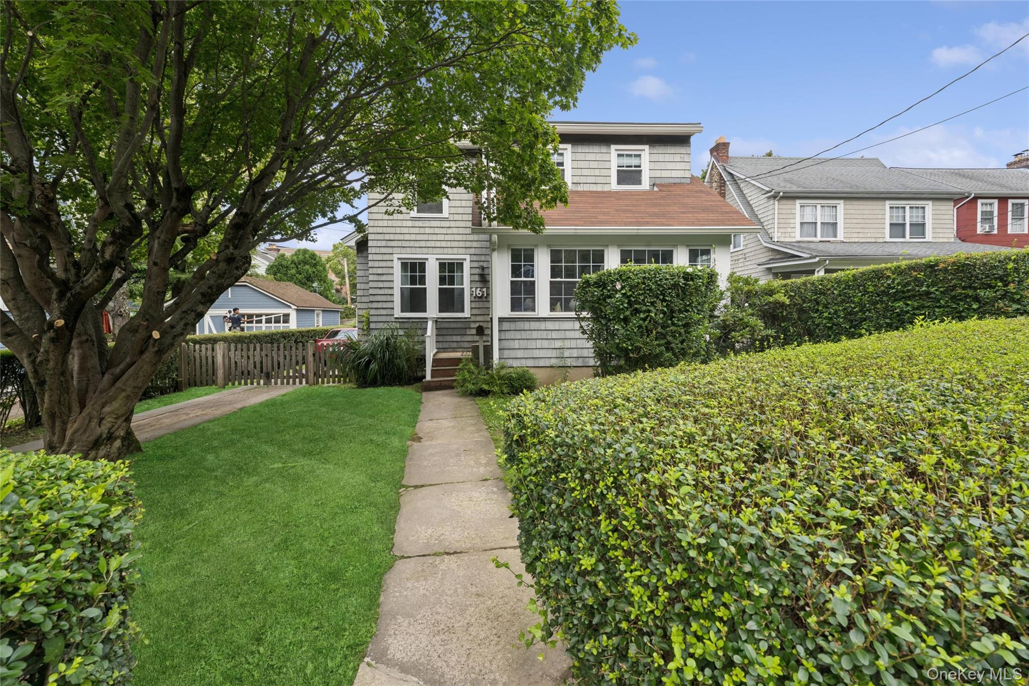 161 Rosedale Avenue Property Photo 2