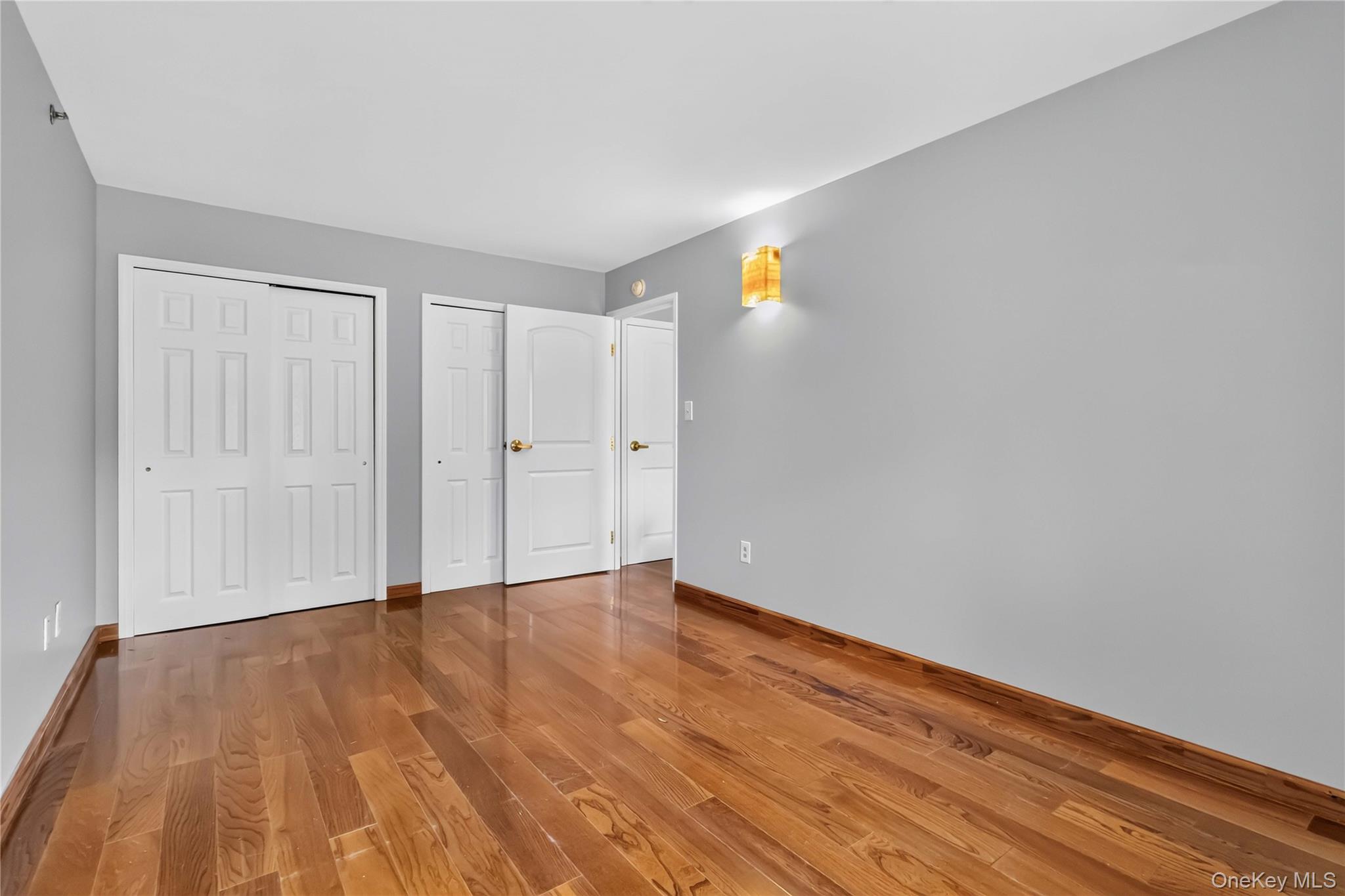 6434 Grand Central Parkway 1e Property Photo 24