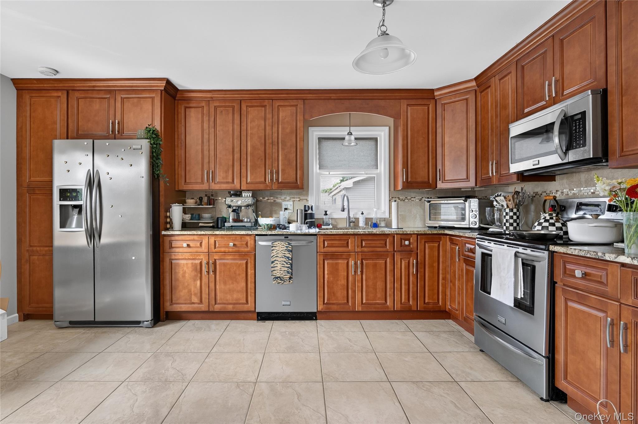 59 S Grand Street Property Photo 7
