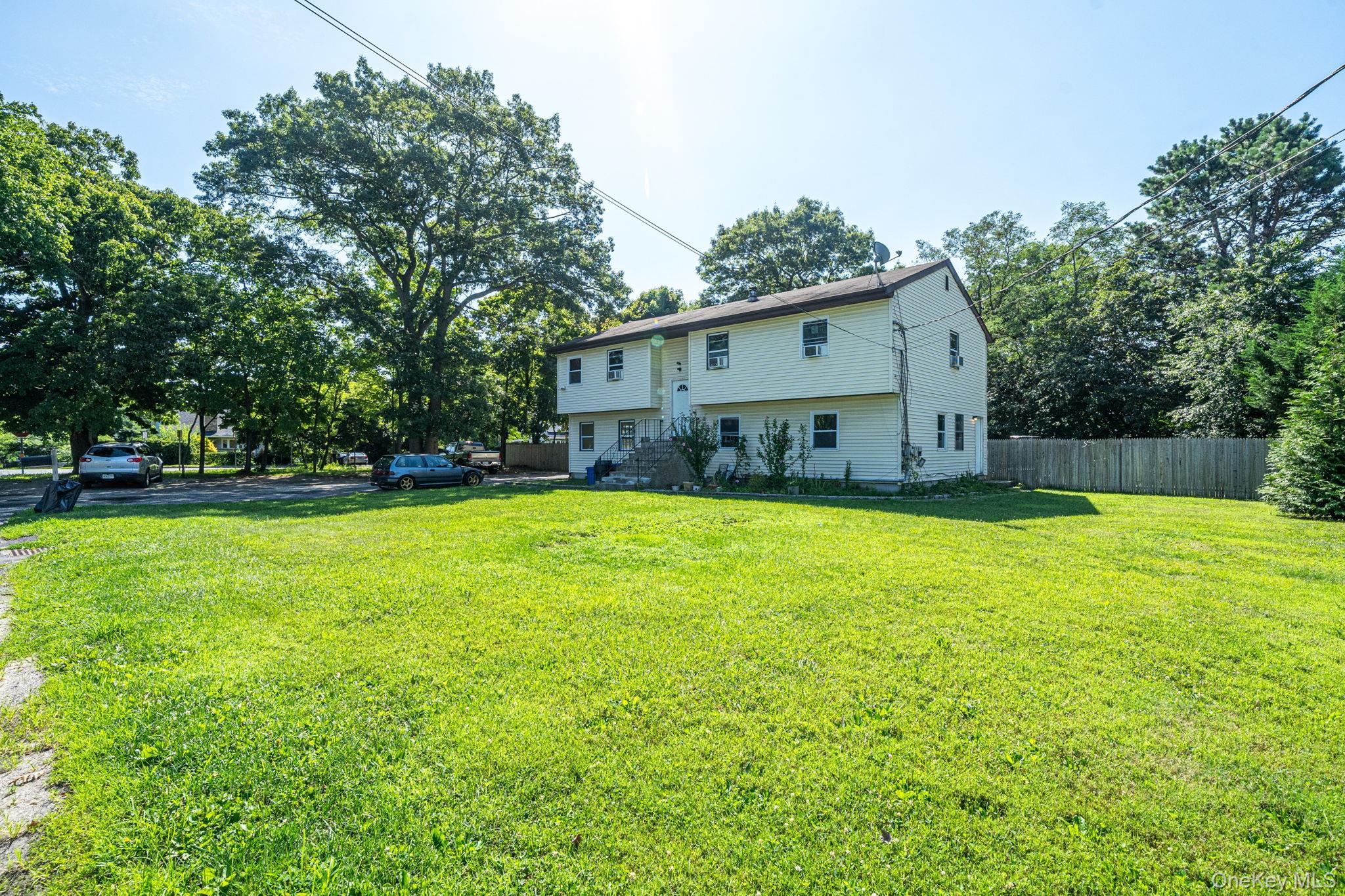 452 Ocean Avenue Property Photo 3