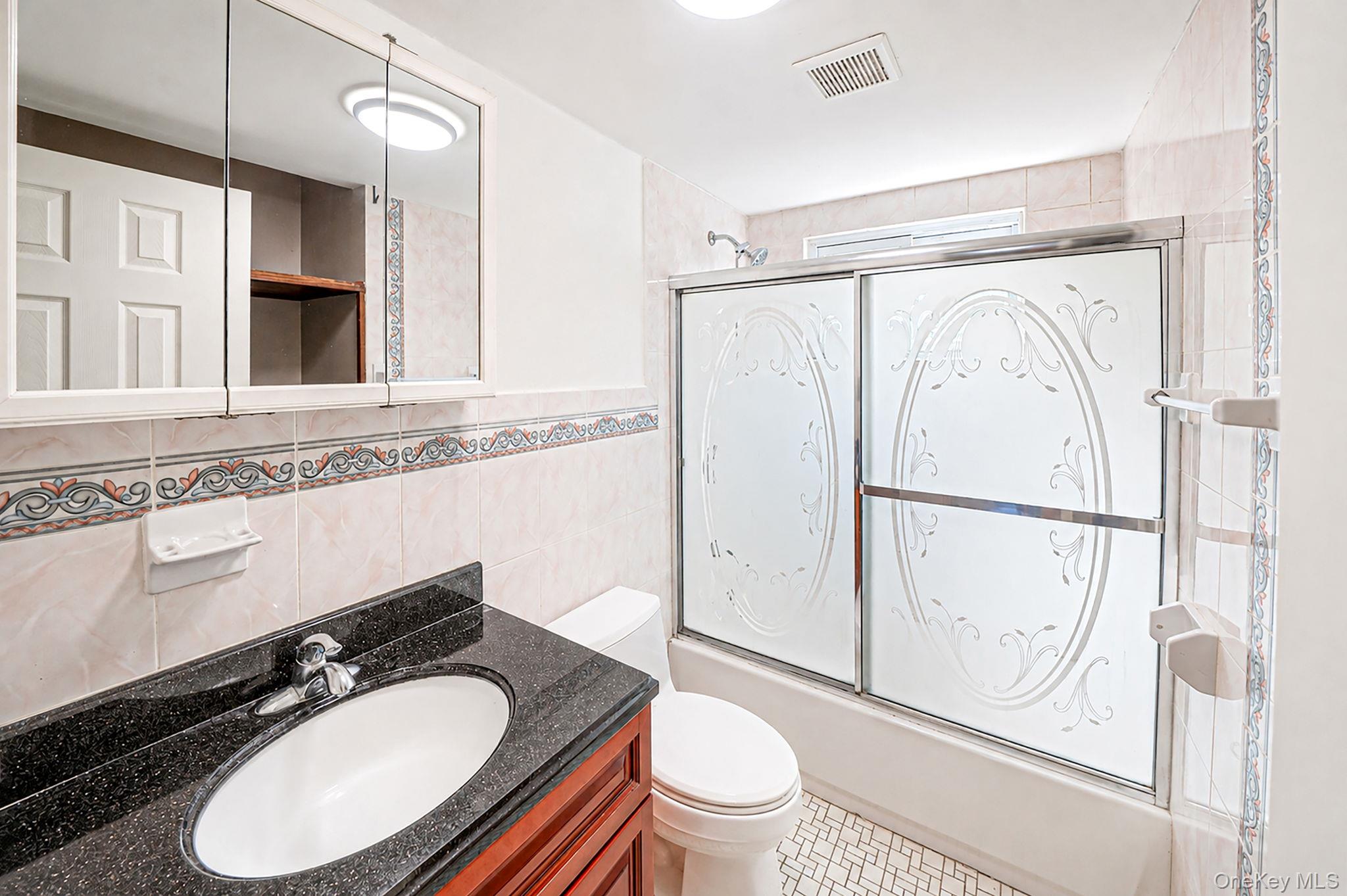 452 Ocean Avenue Property Photo 18