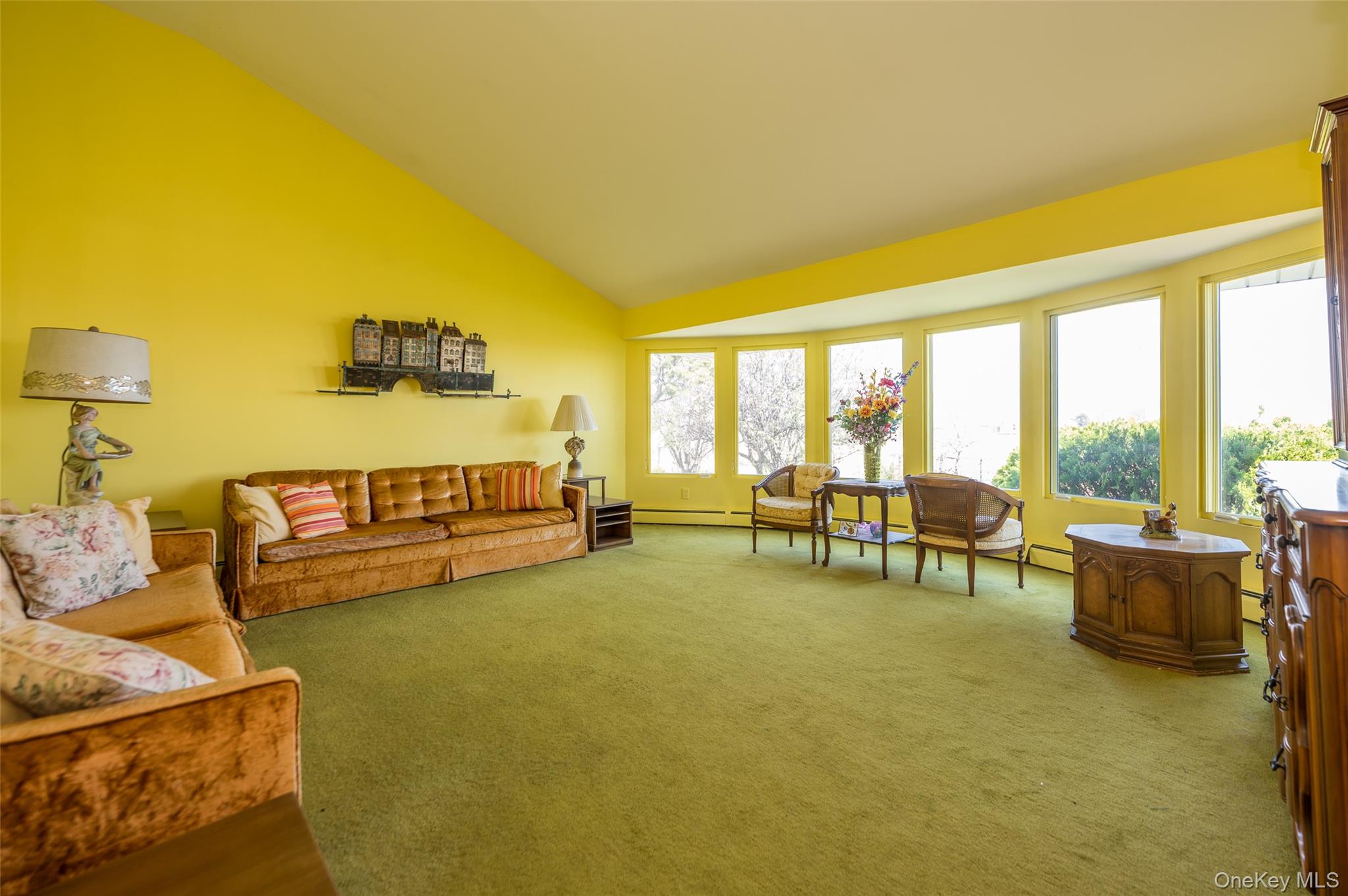 3905 Greentree Drive Property Photo 2