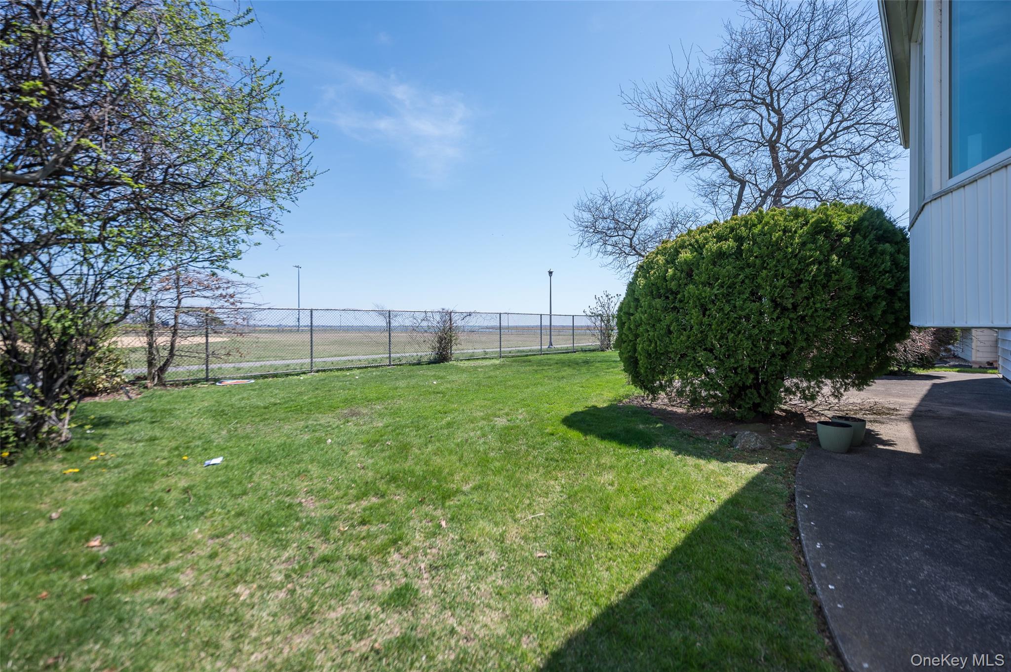 3905 Greentree Drive Property Photo 10