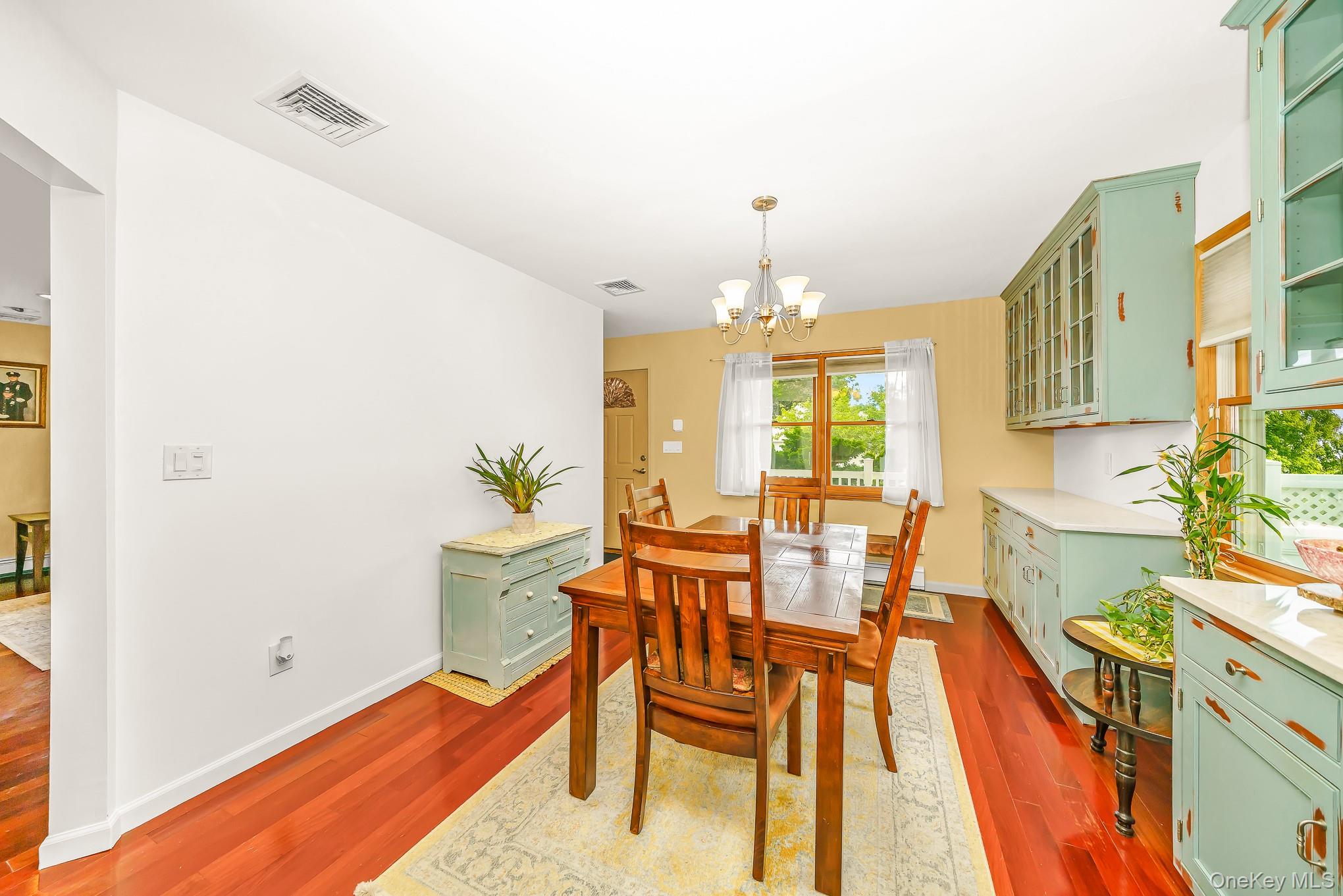 219 Leonard Street Property Photo 16