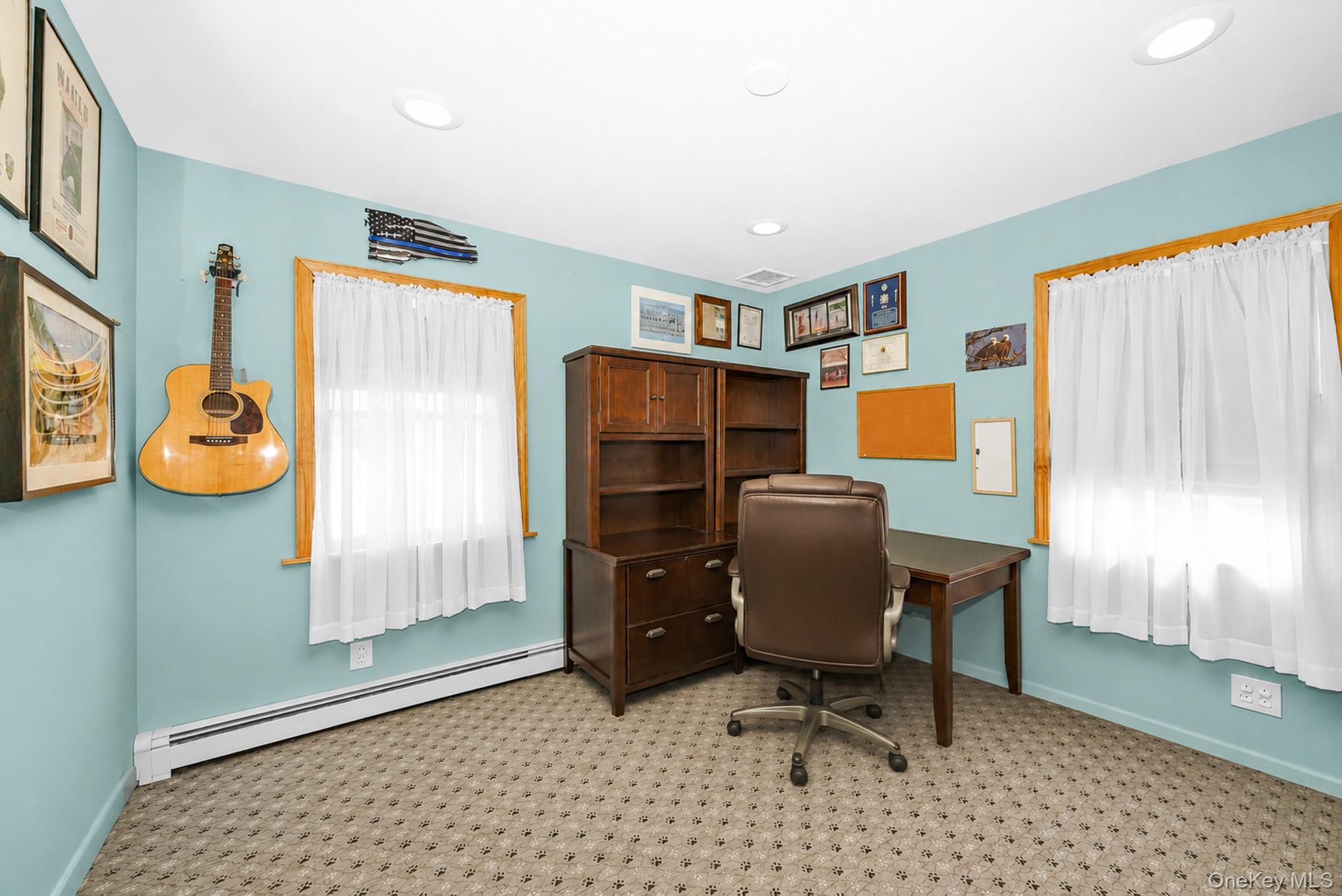219 Leonard Street Property Photo 25