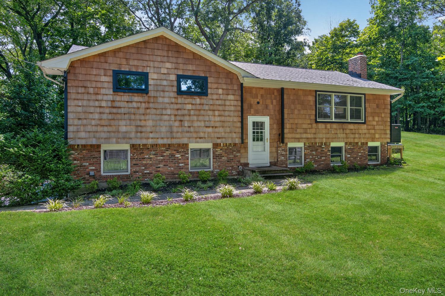 6a Rochester Court Property Photo 1