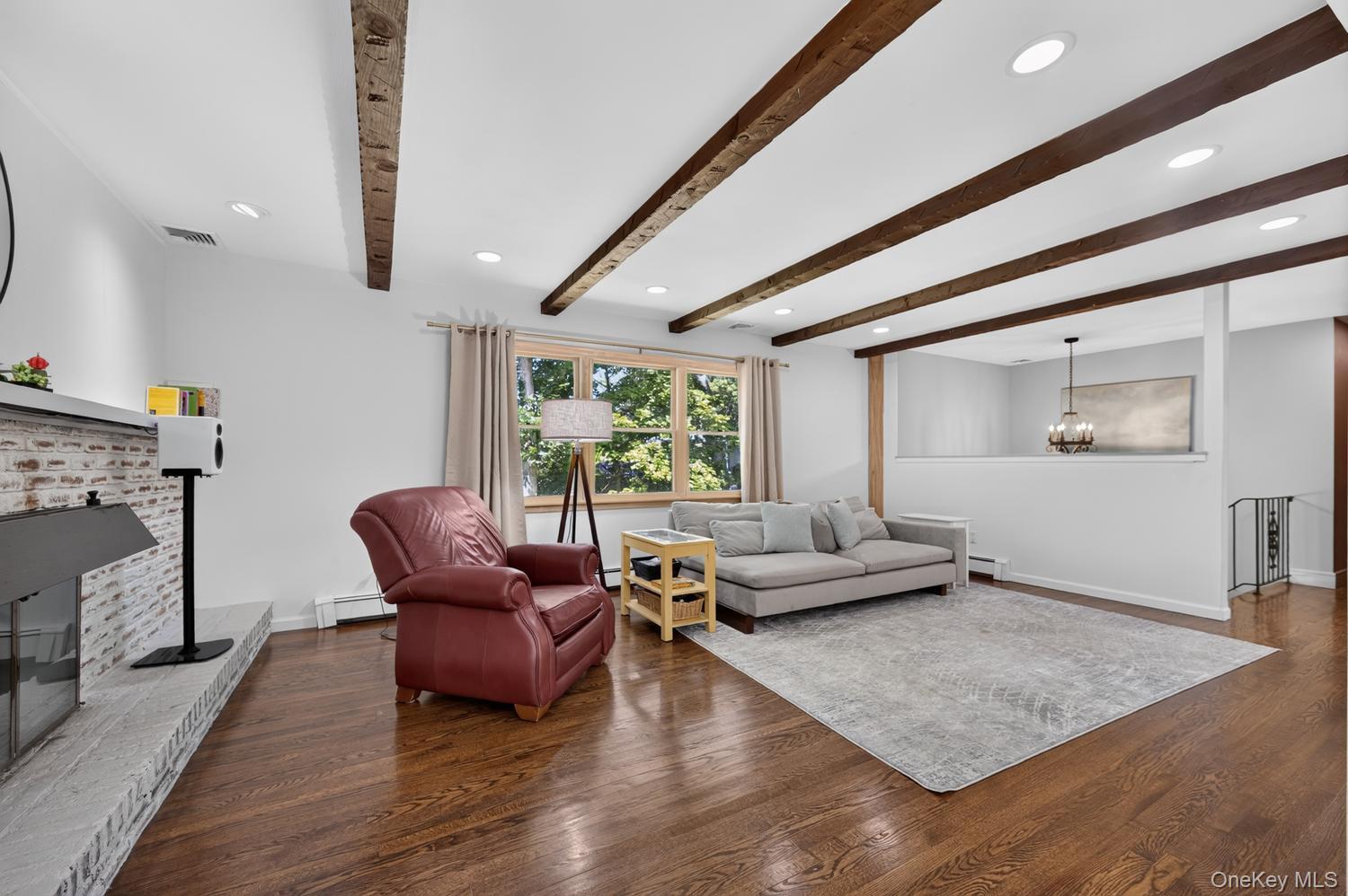 6a Rochester Court Property Photo 3