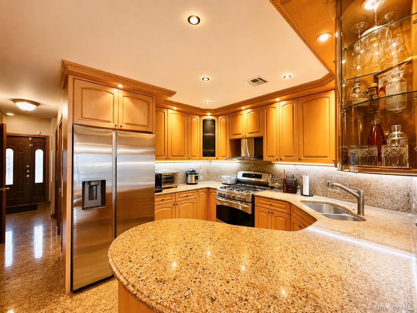 822 Dean Avenue Property Photo 3