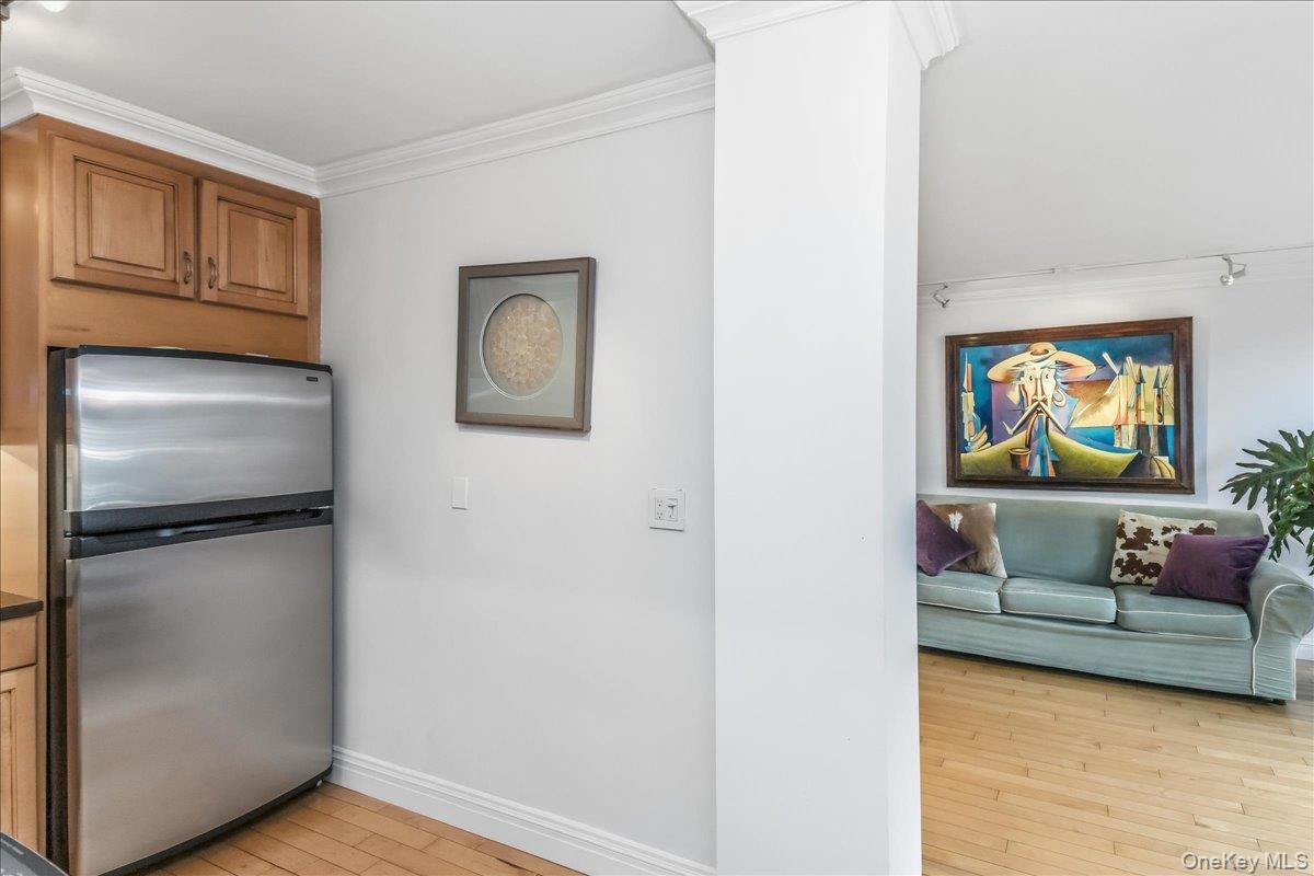 3965 52nd St Apt 8k Property Photo 18
