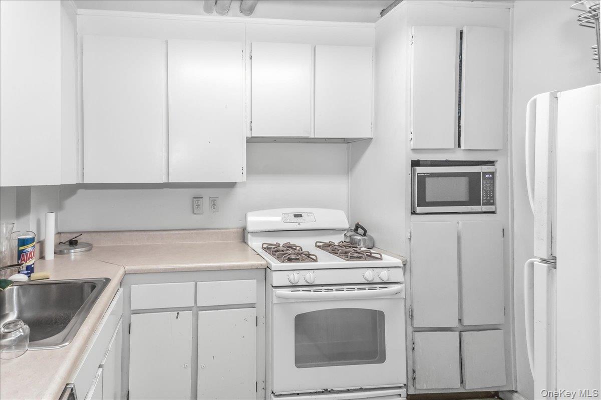 3965 52nd St Apt 8k Property Photo 30