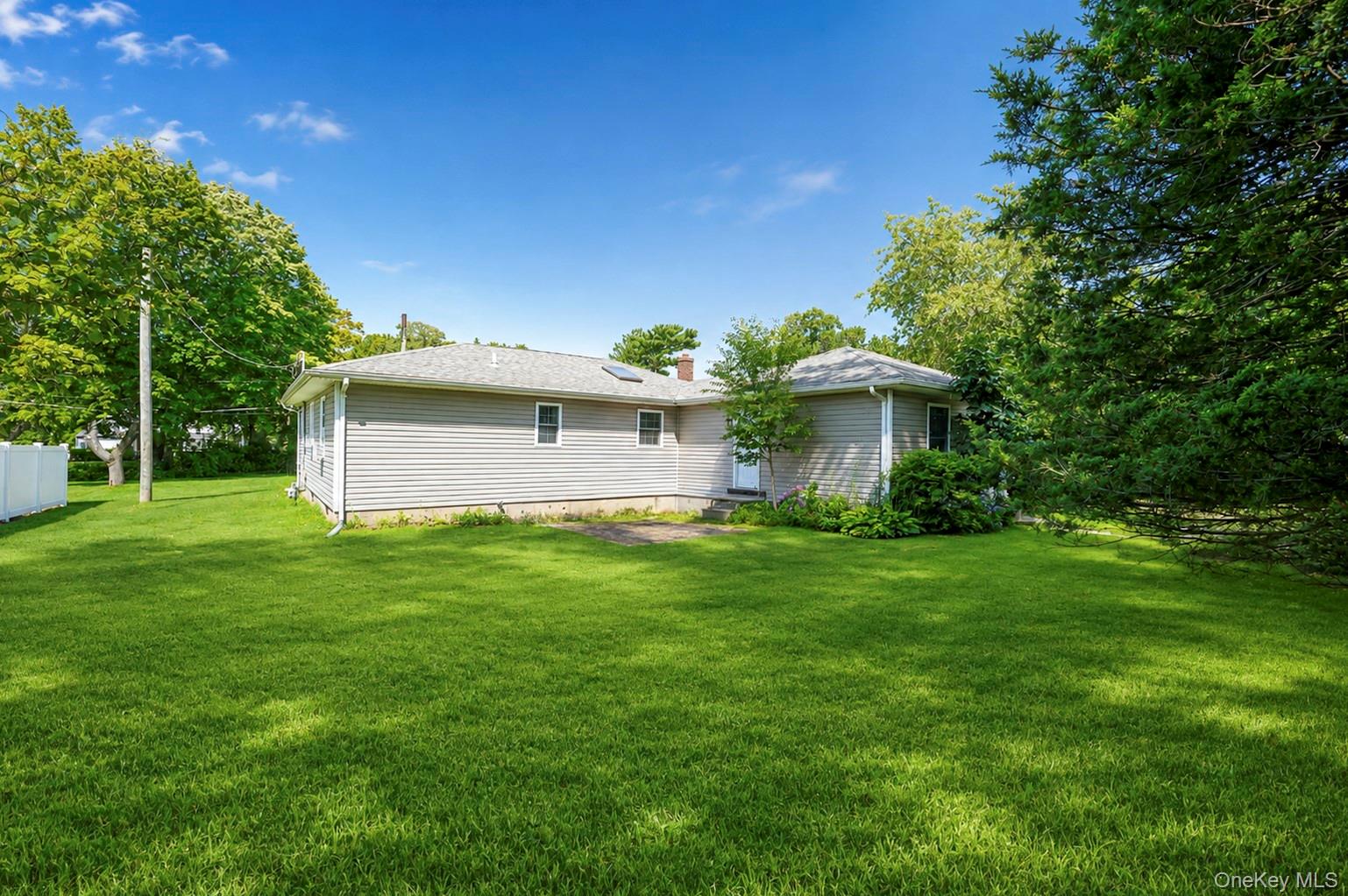 899 Hawkins Avenue Property Photo 44