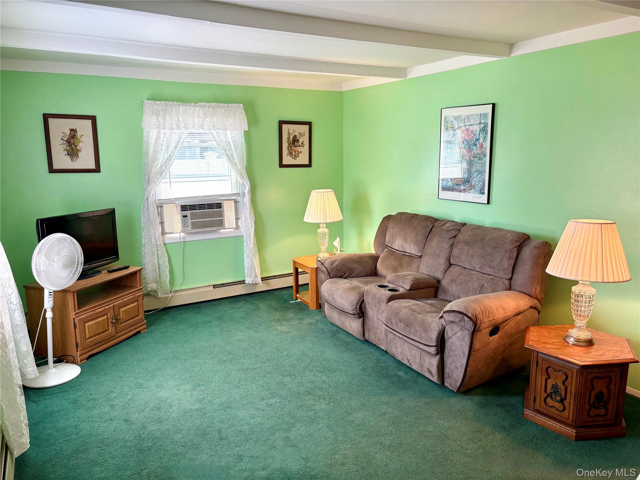 18 Heather Lane Property Photo 3