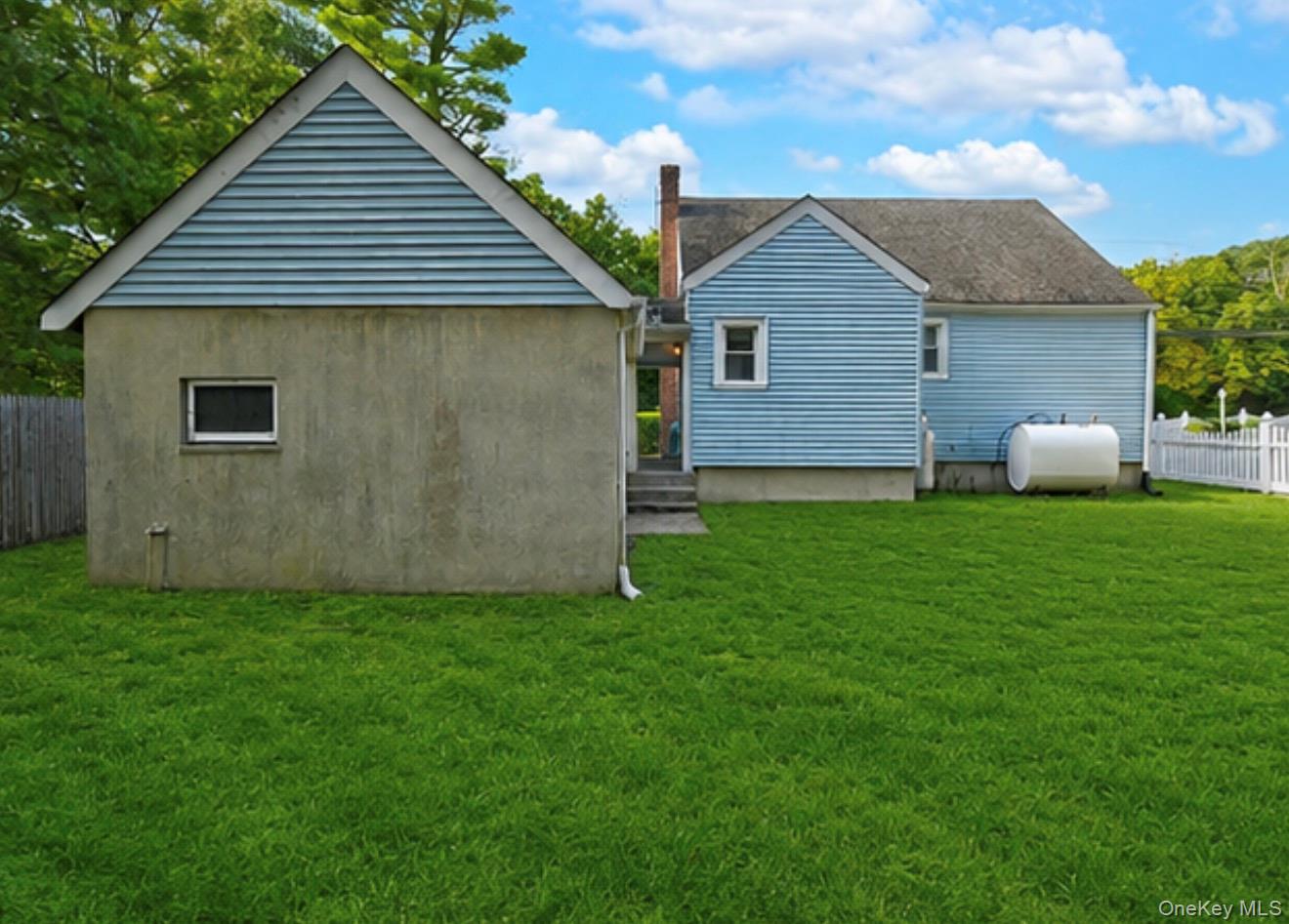 133 Little Plains Road Property Photo 2