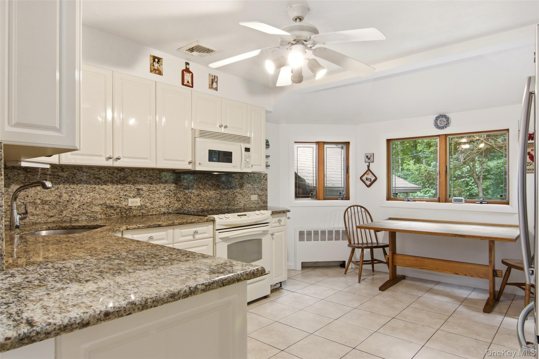 15 Beacon Drive Property Photo 10