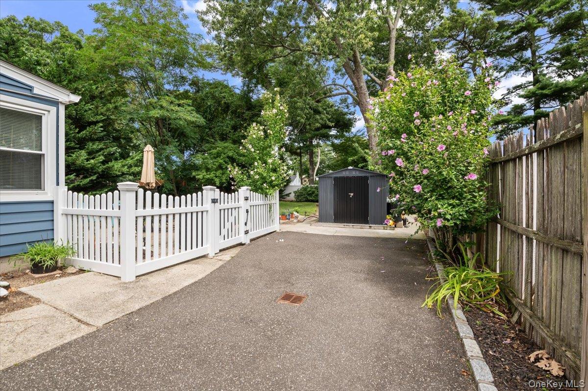1347 Peters Boulevard Property Photo 24