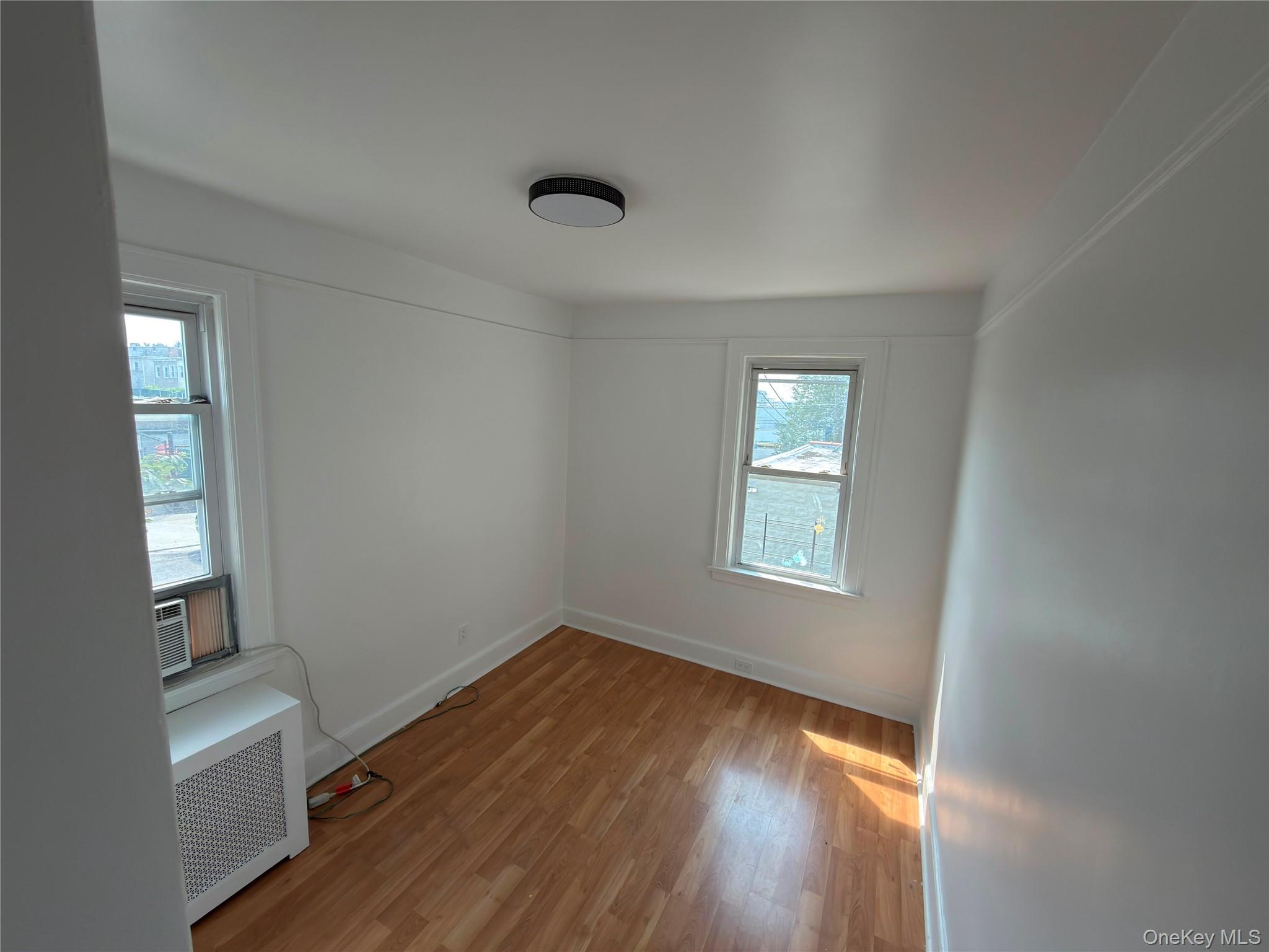 11120 14th Road Property Photo 8