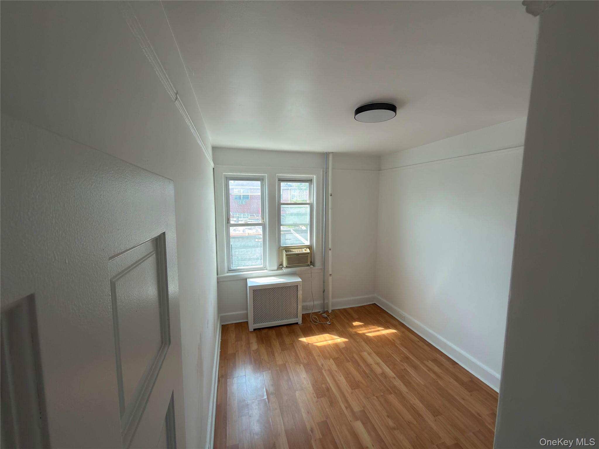 11120 14th Road Property Photo 9