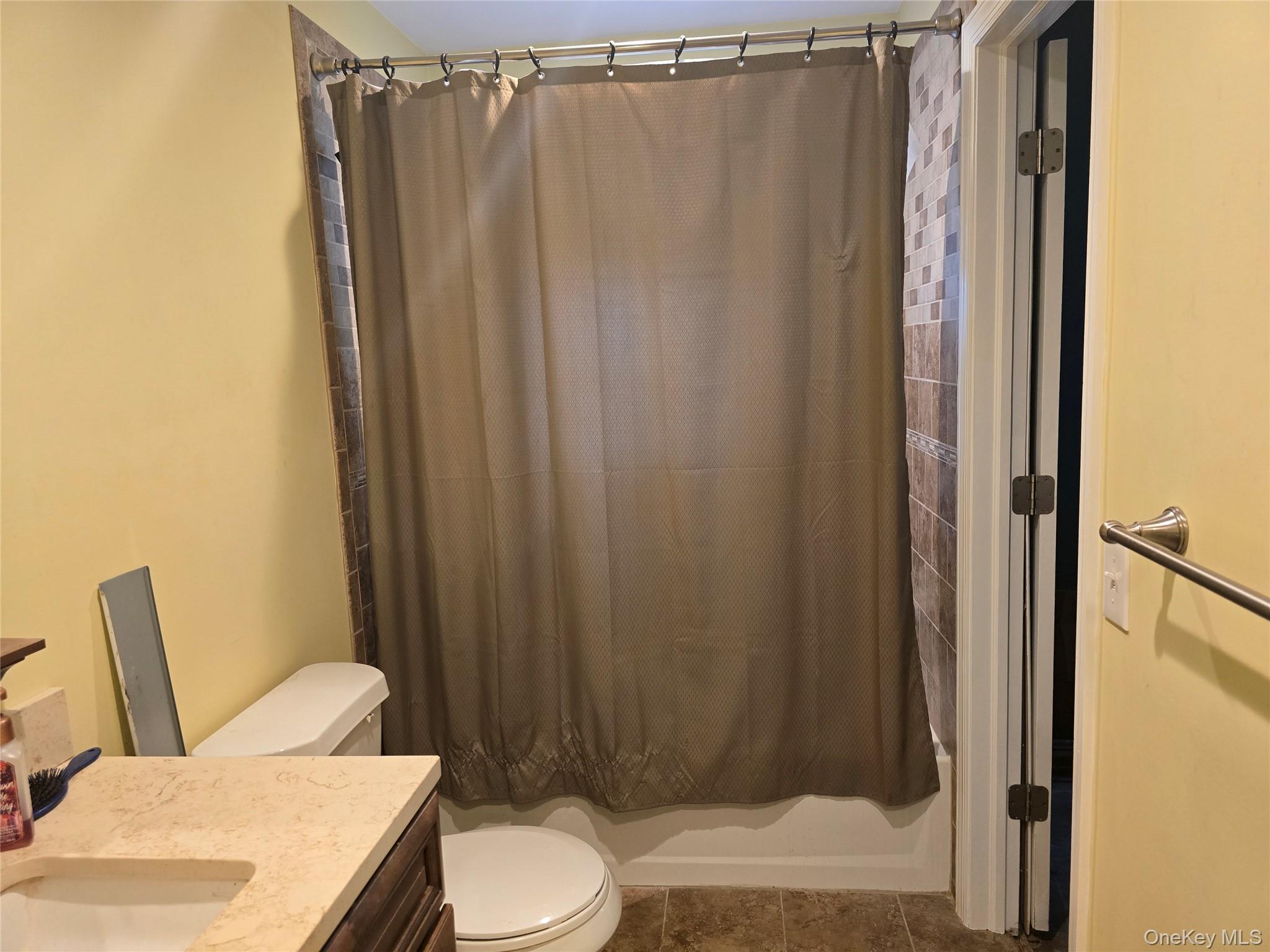 5 Gores Drive Property Photo 13