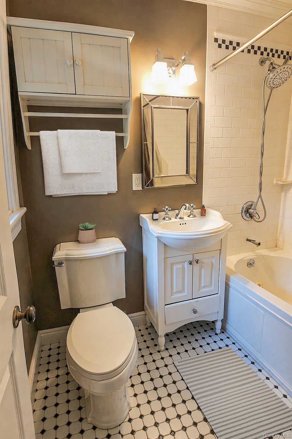 115 Park Lane Property Photo 22