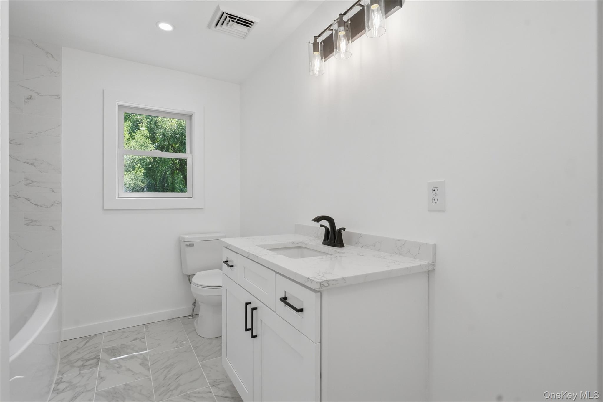 15 Amherst Road Property Photo 10