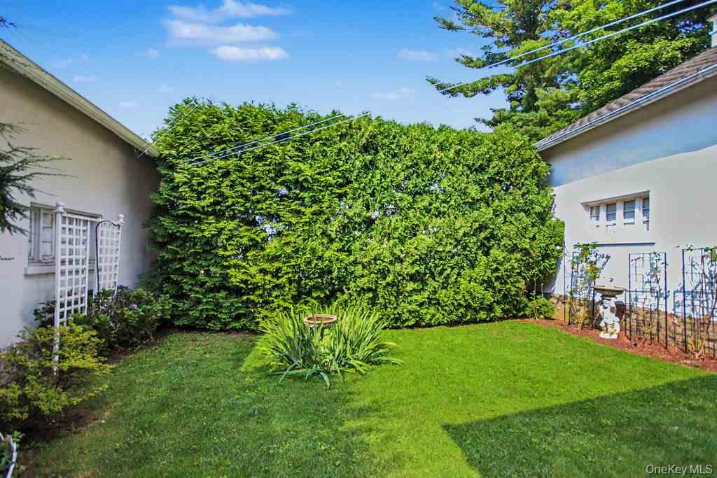 73 Clinton Avenue Property Photo 35
