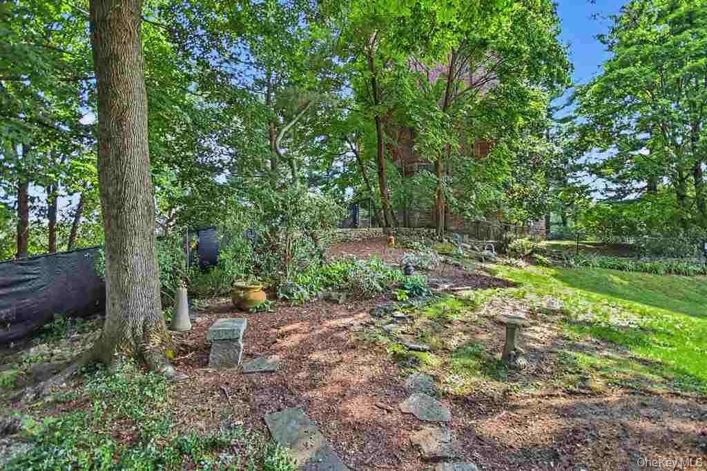 73 Clinton Avenue Property Photo 43
