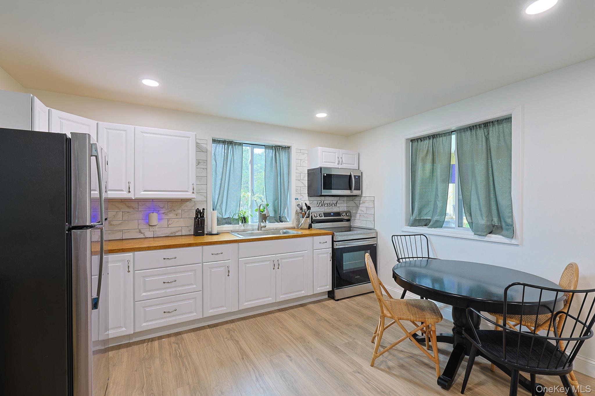 12 Gandy Lane Property Photo 4