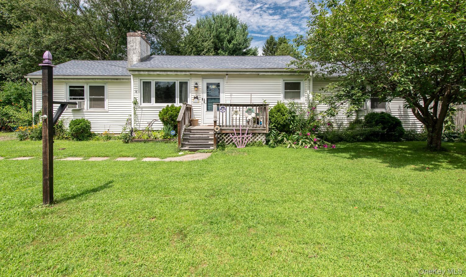 8 Loyola Road Property Photo 3