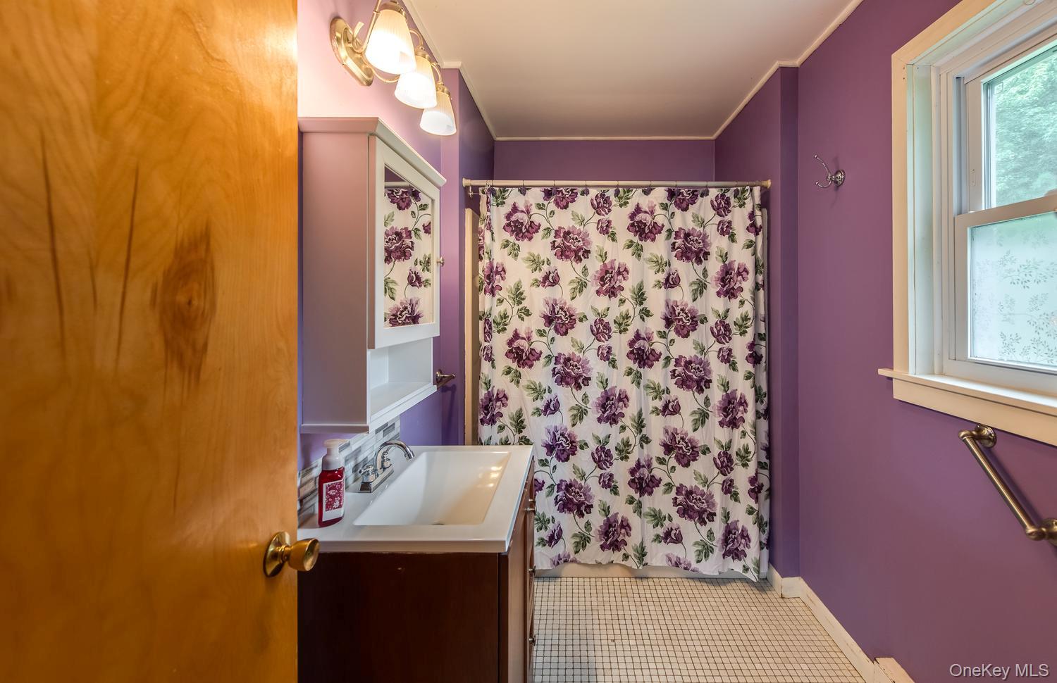 8 Loyola Road Property Photo 17