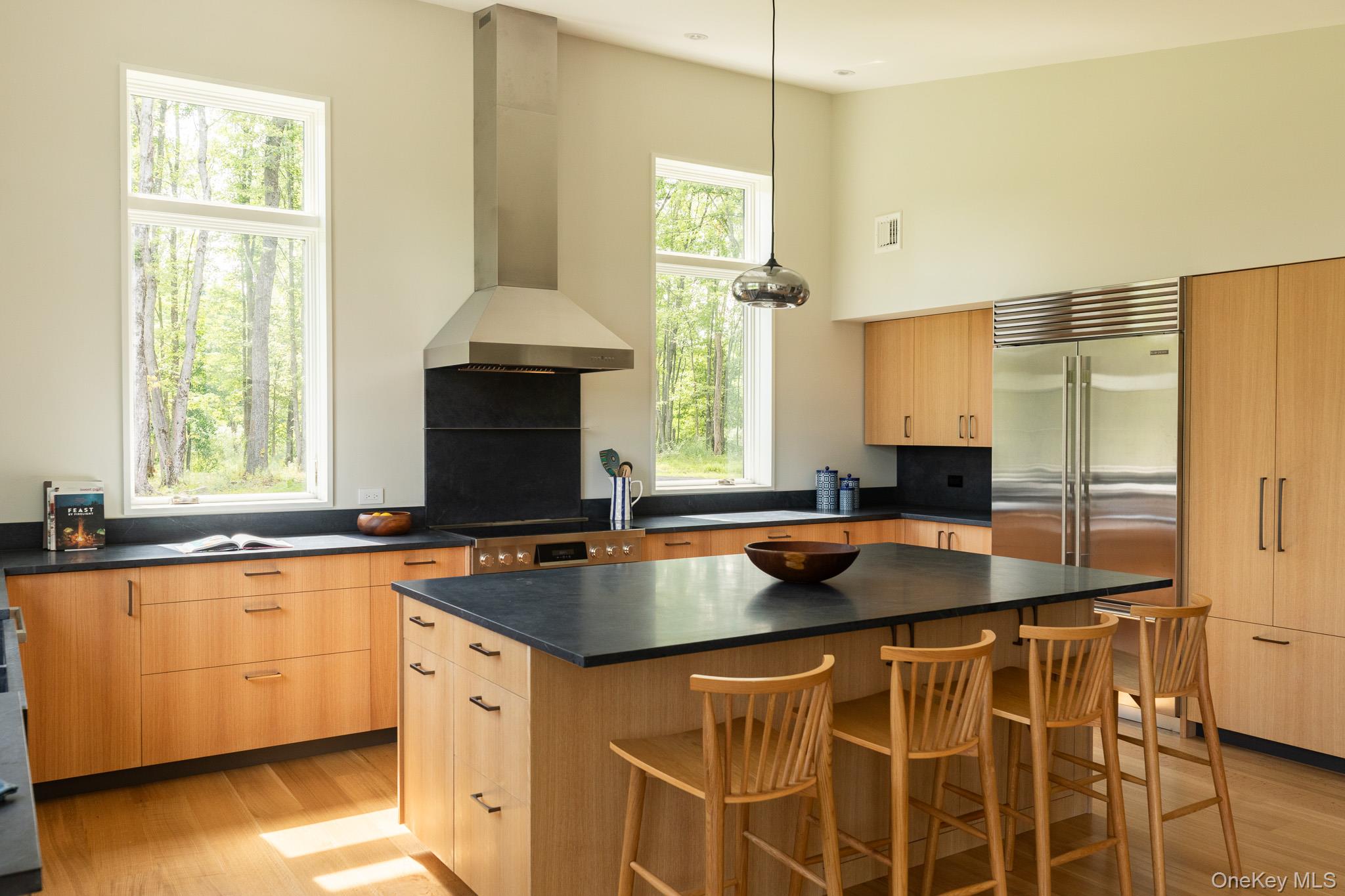 195 Mohonk Road Property Photo 18