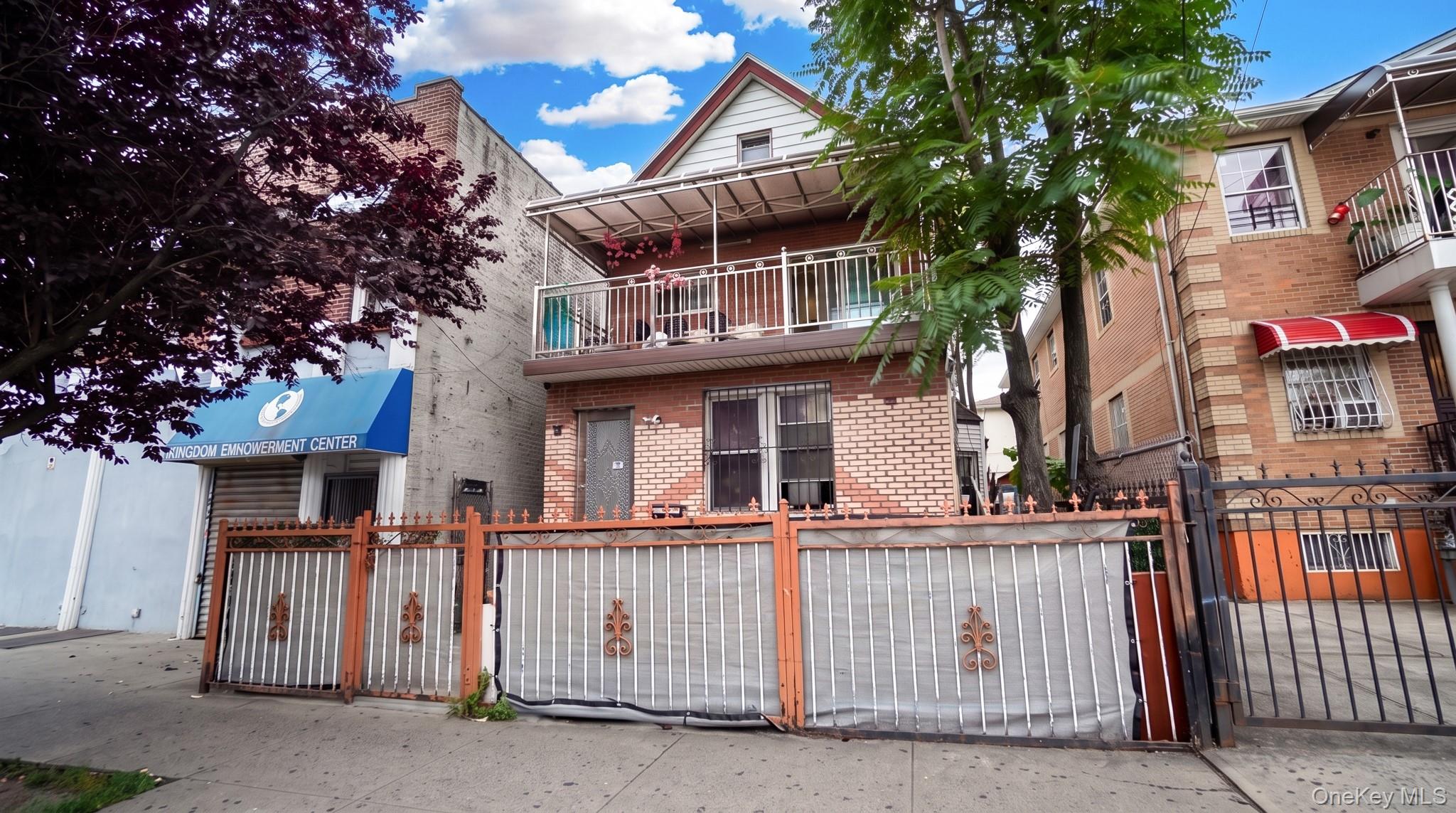 10640 Sutphin Boulevard Property Photo 1