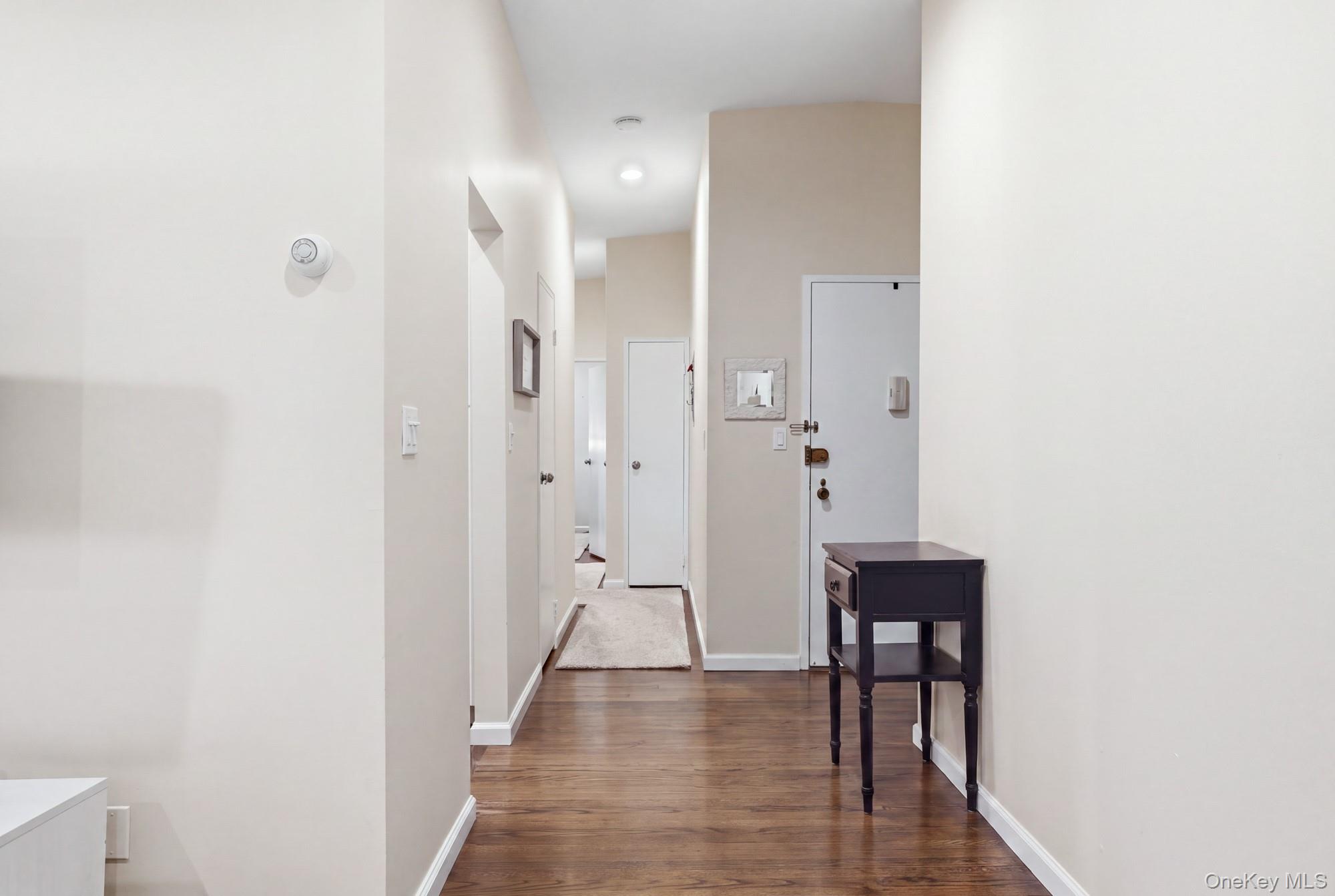 748 Deer Park Avenue 7h Property Photo 6