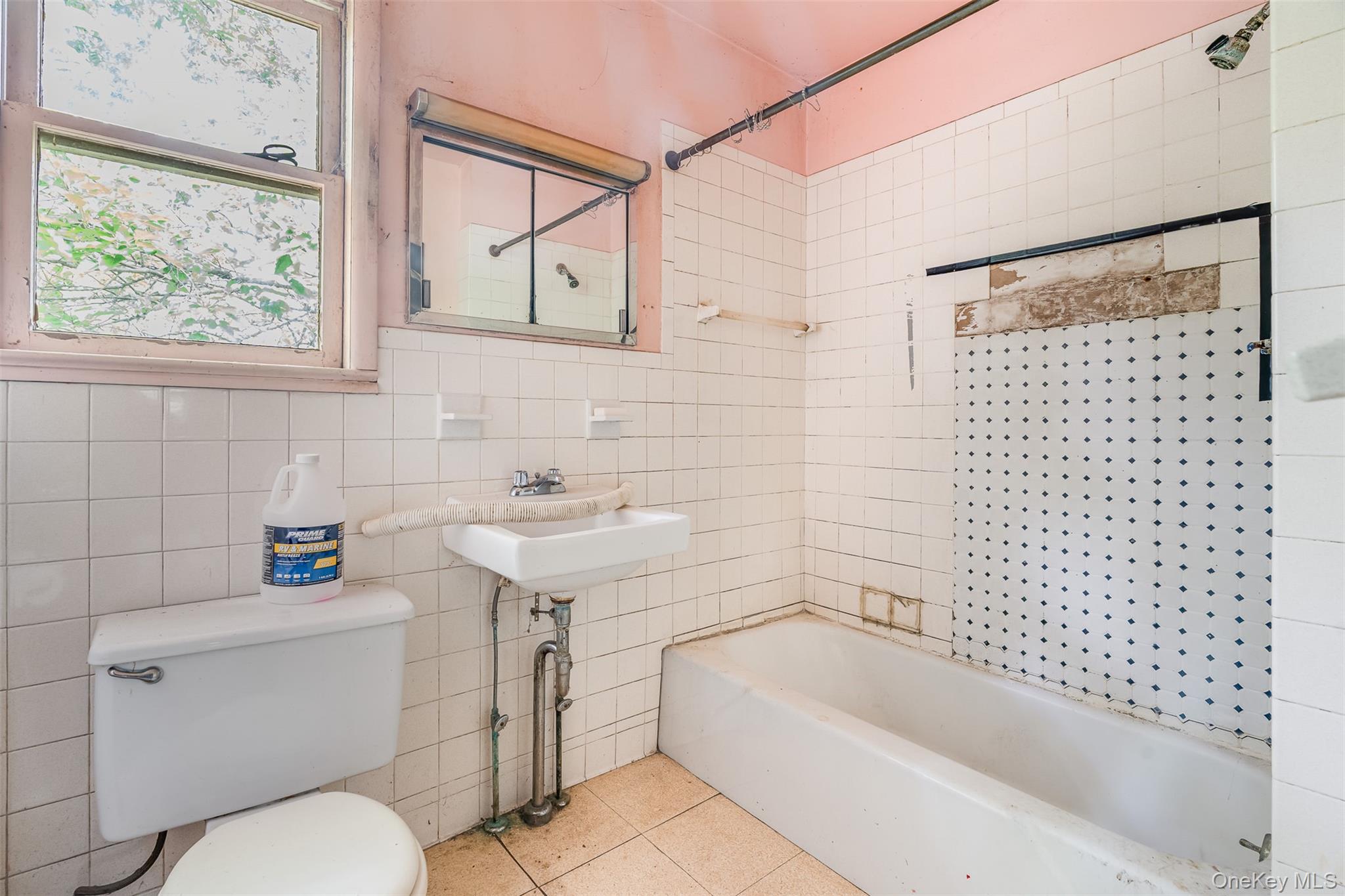 50 Maple Street Property Photo 13