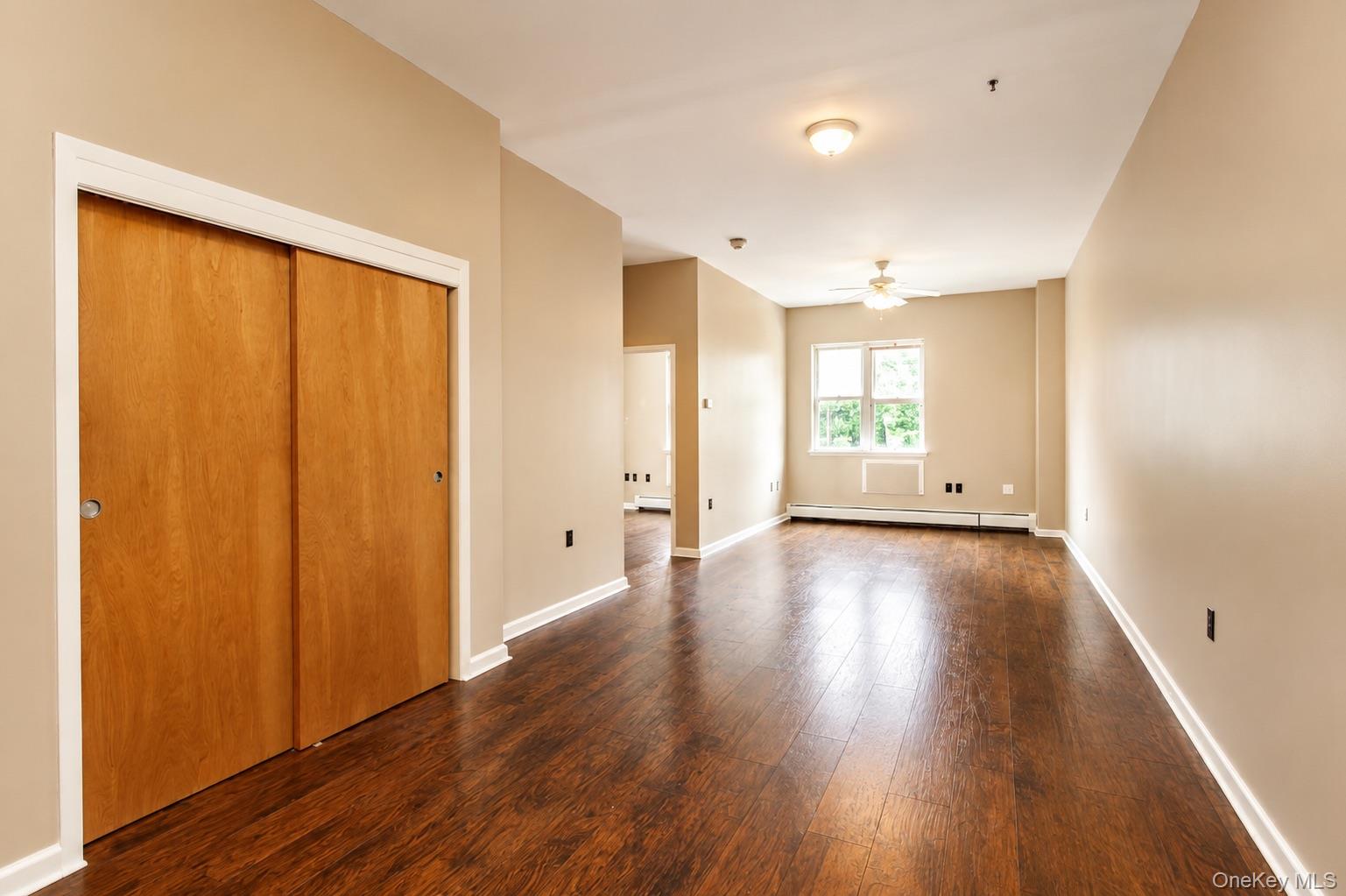 20 S Broadway 202 Property Photo 10